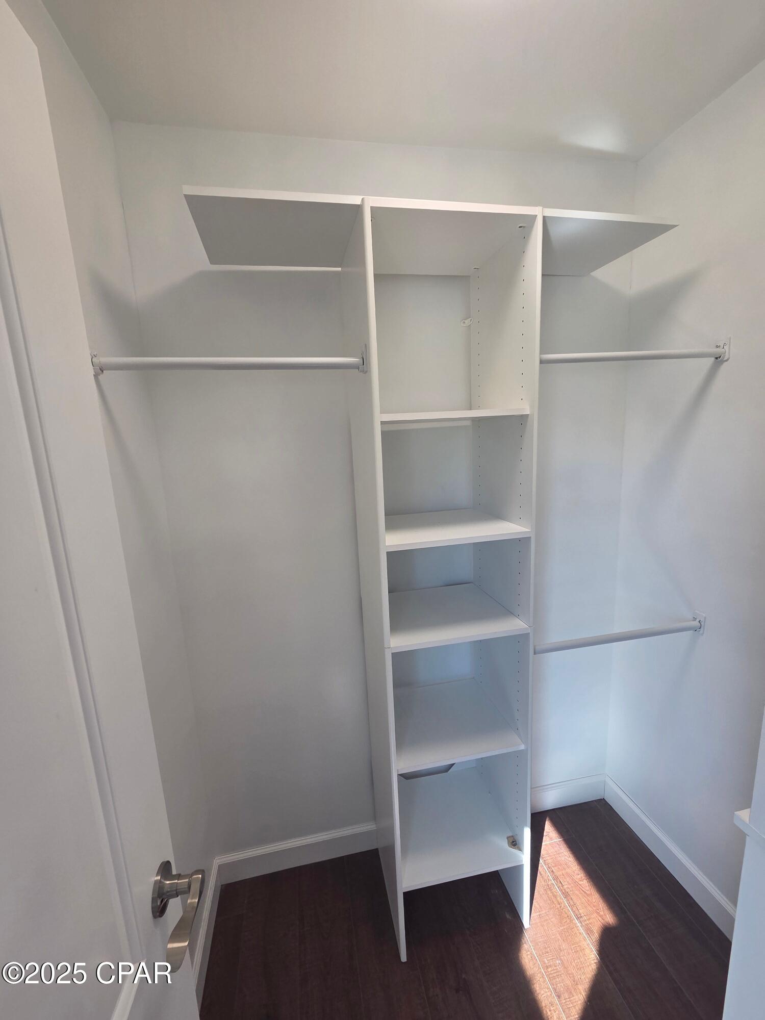 Image 15 For 1303 Sutherland Court