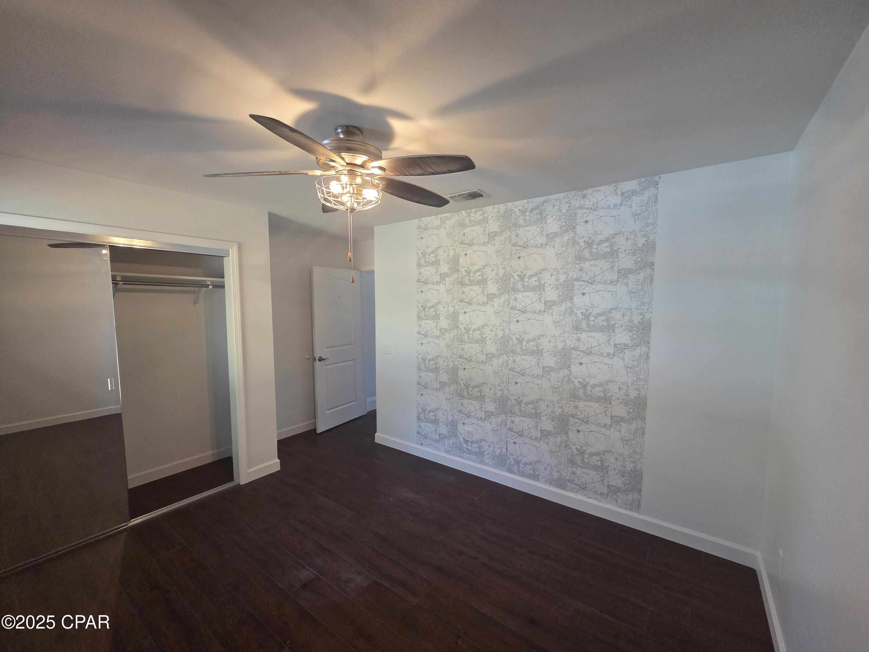 Image 22 For 1303 Sutherland Court