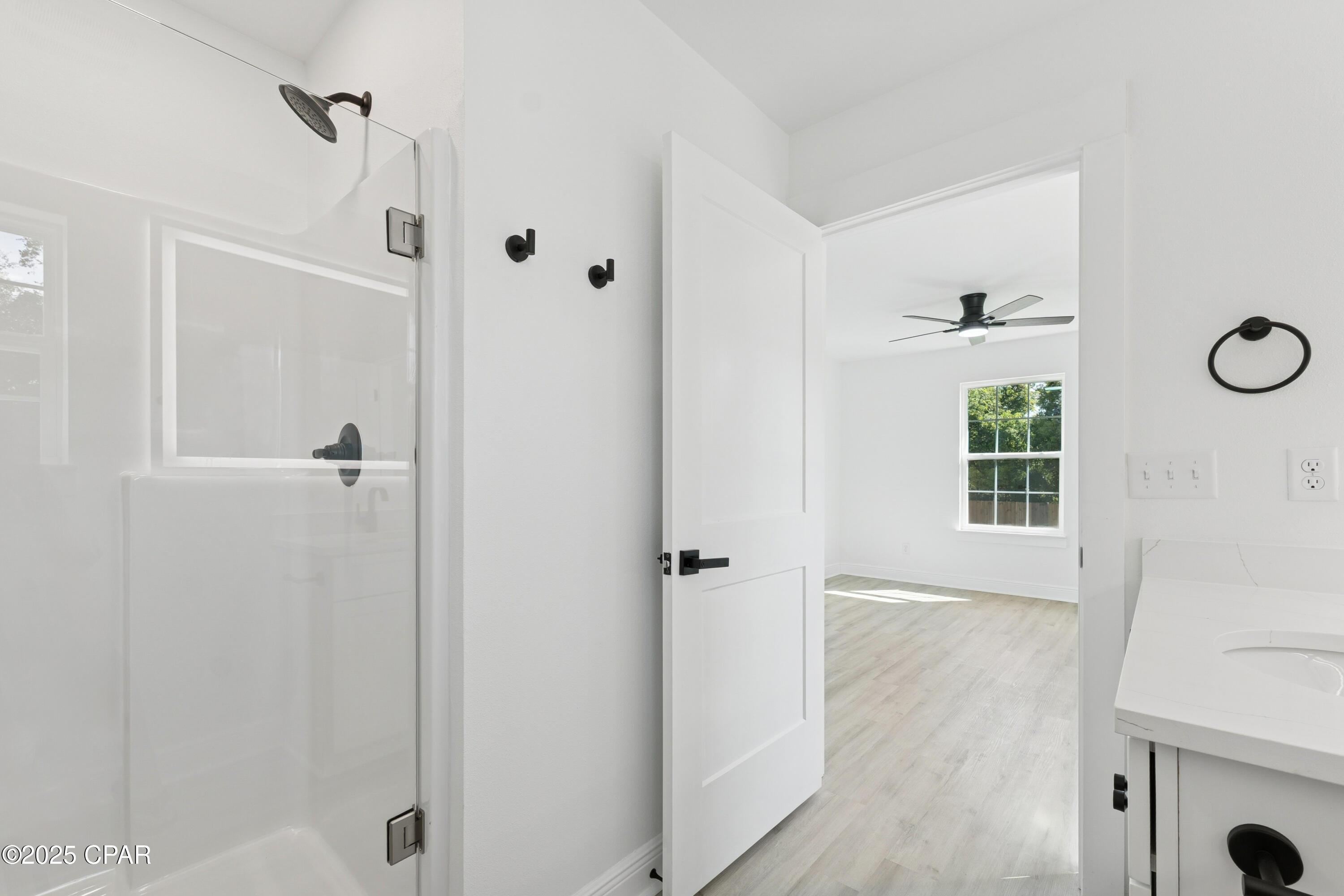 Image 22 For 136 Harlem Avenue