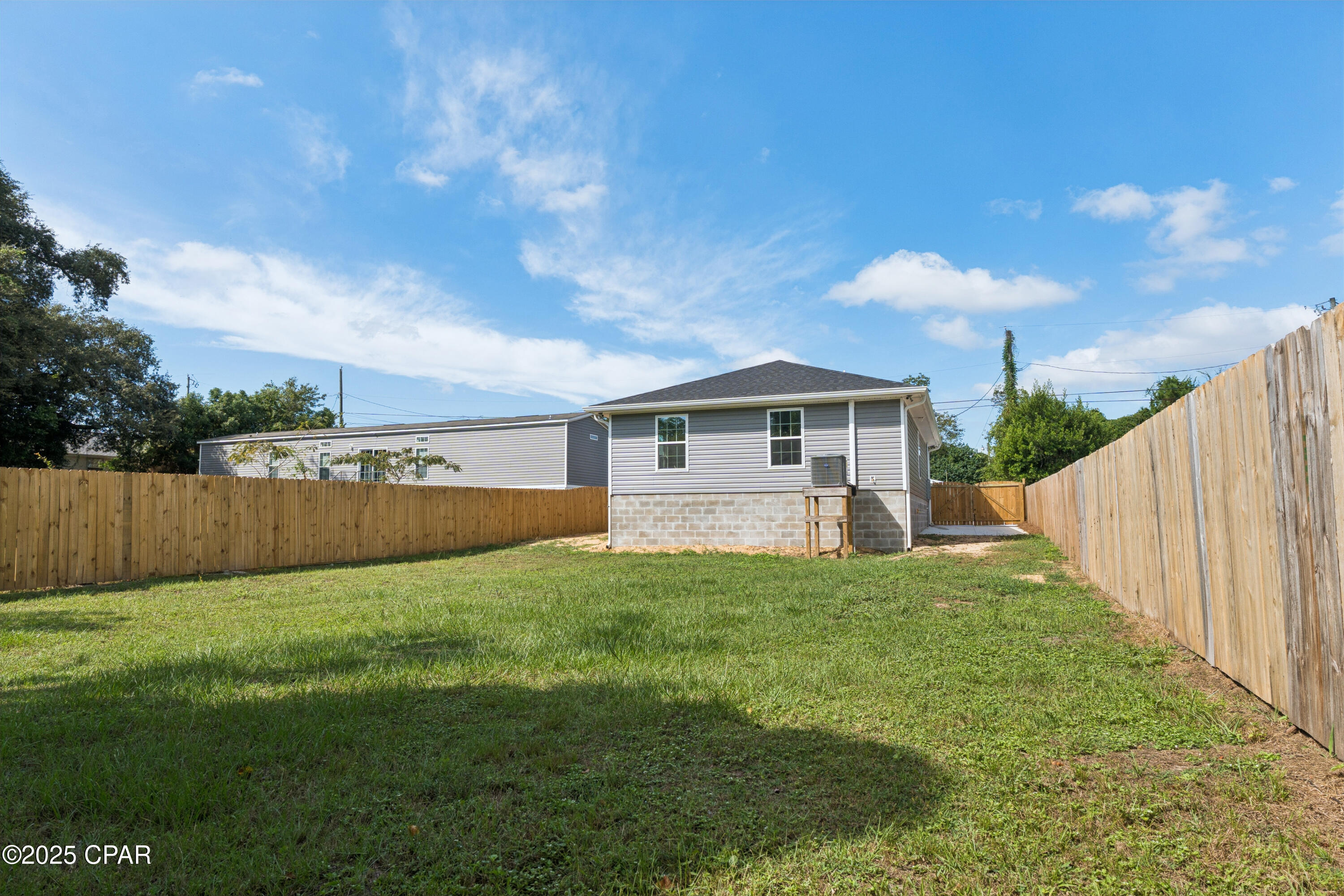 Image 30 For 136 Harlem Avenue