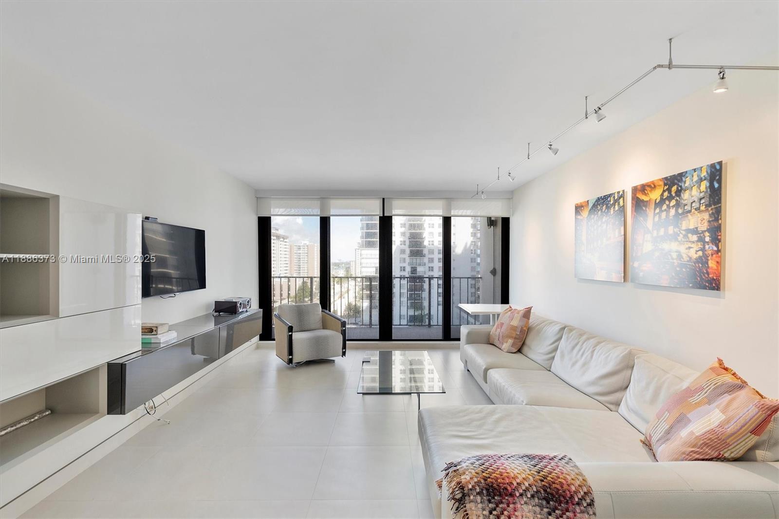 Homes for sale in Hollywood, FL | 2401 S Ocean Dr #905, Hollywood, FL 33019 | MLS# A11886373