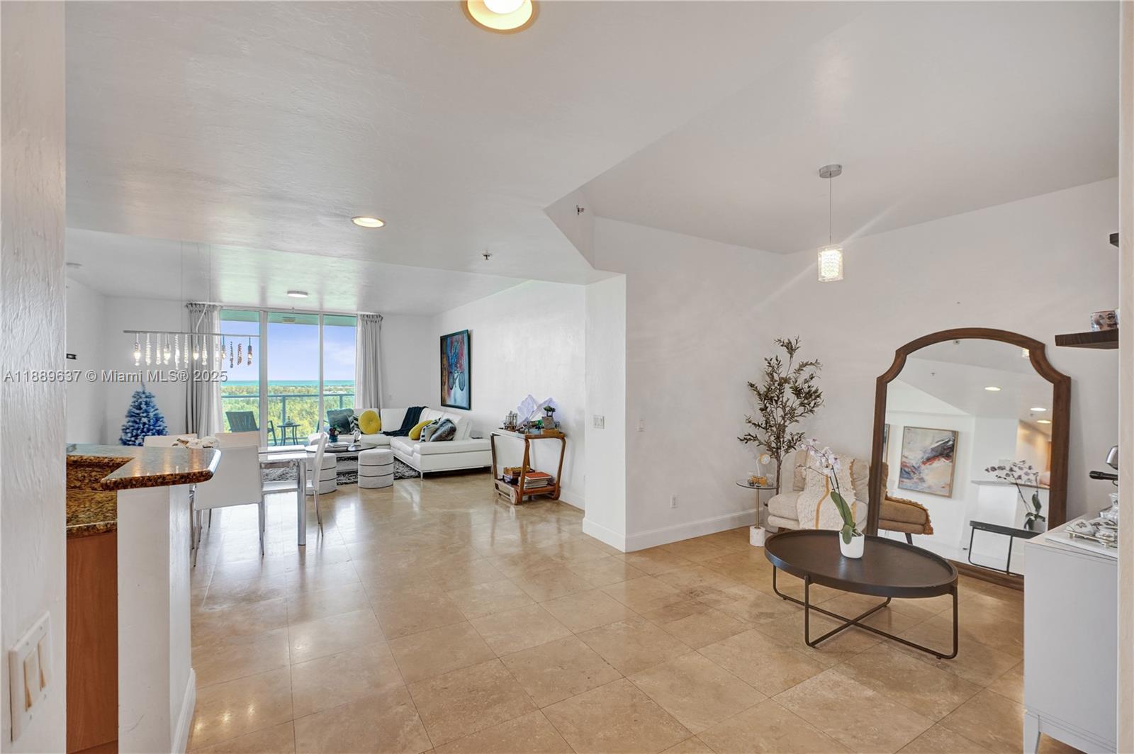 14951 Royal Oaks Ln Unit 1704, North Miami, Florida 33181