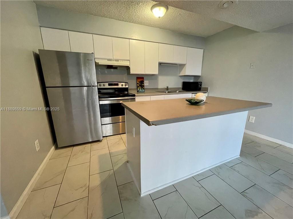 Windward Lakes Condo