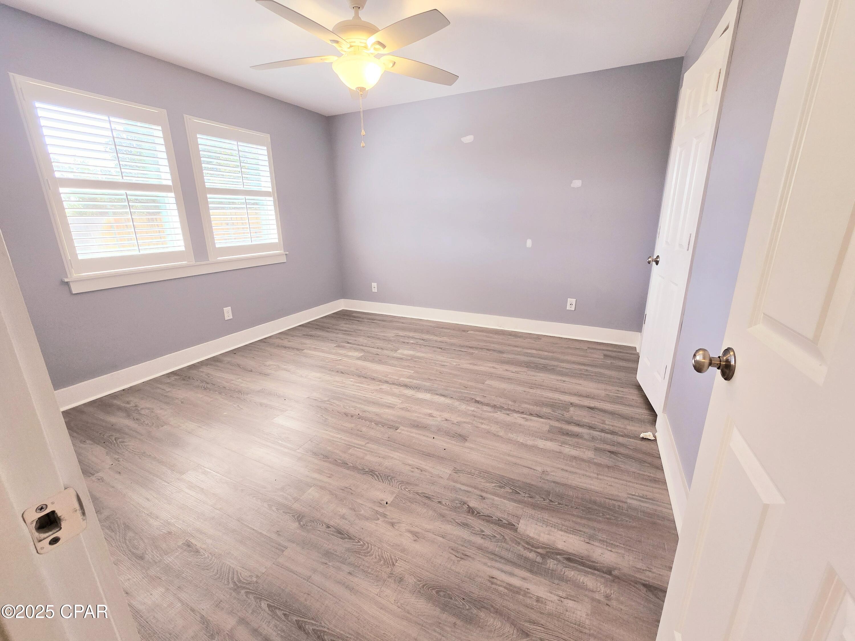 Image 12 For 807 Longwood Circle