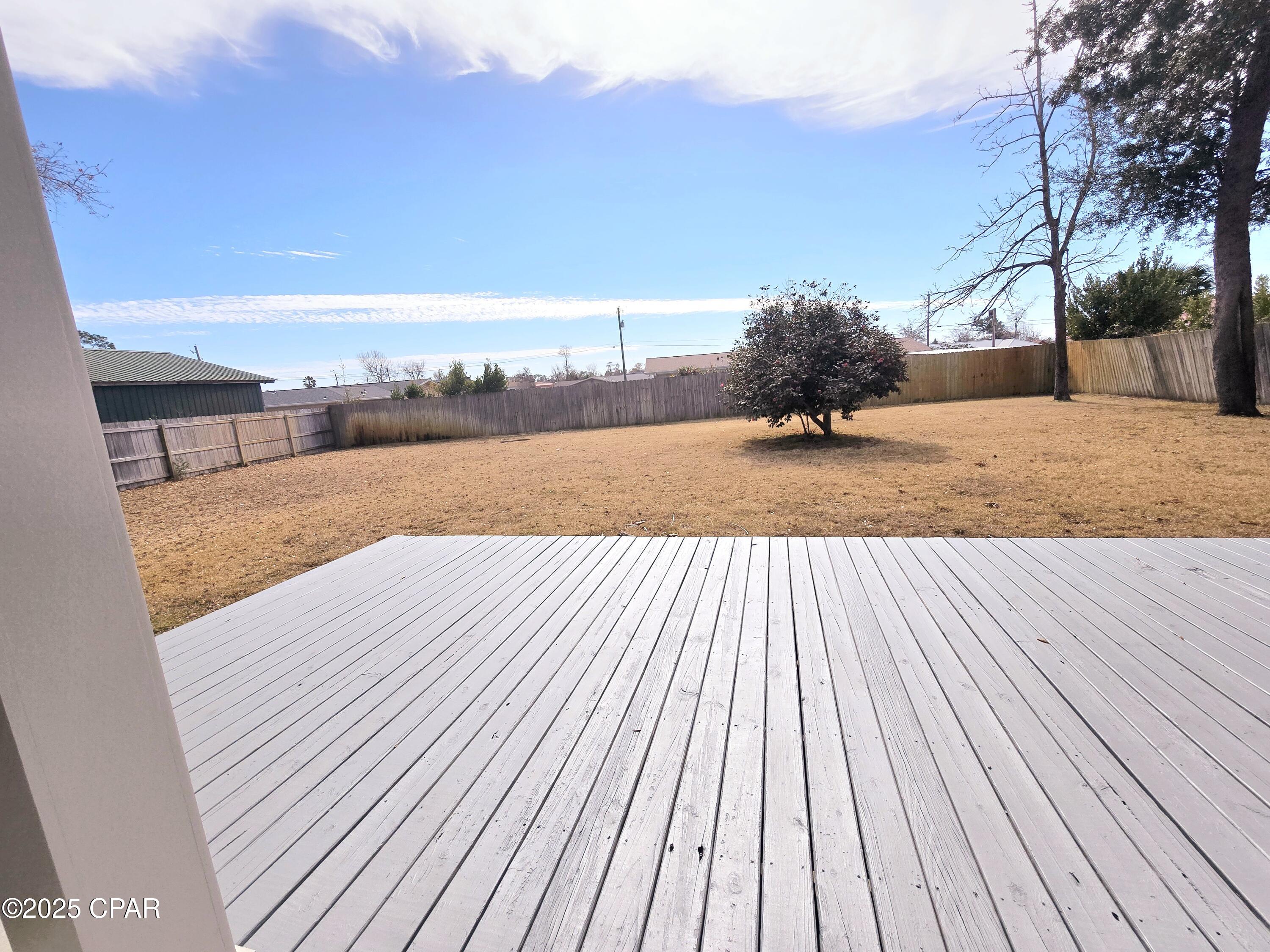 Image 14 For 807 Longwood Circle