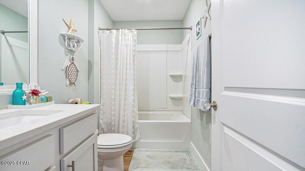 Image 11 For 3095 Long Avenue