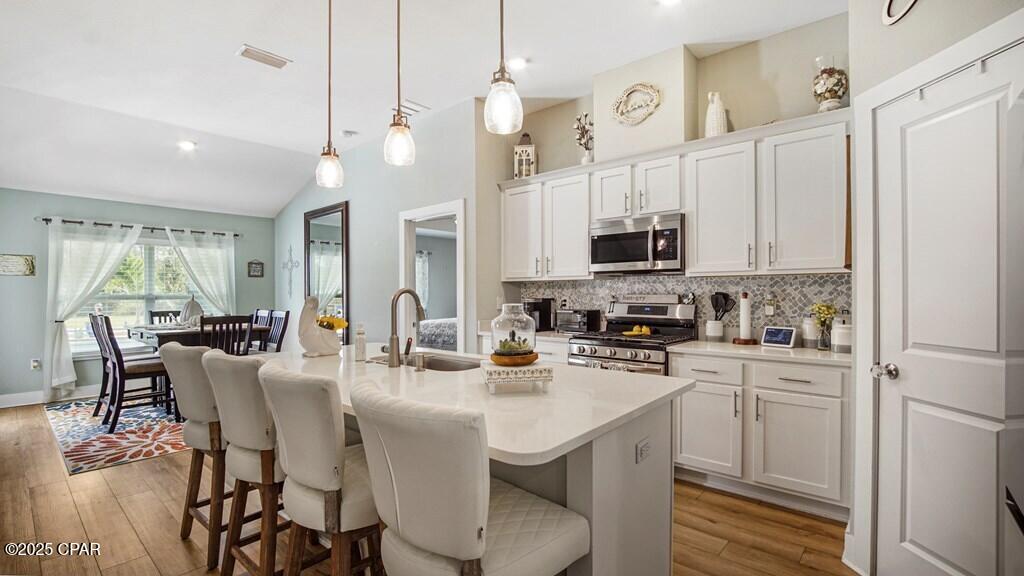 Image 22 For 3095 Long Avenue