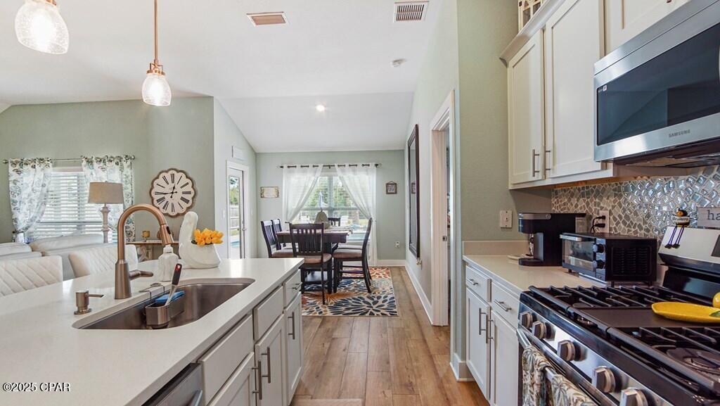 Image 26 For 3095 Long Avenue