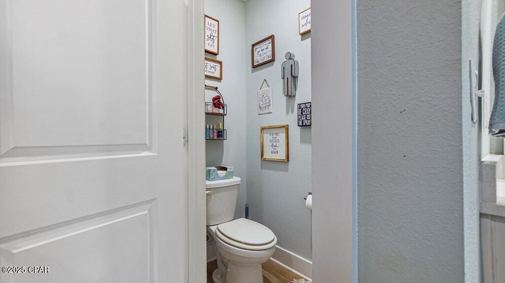 Image 38 For 3095 Long Avenue