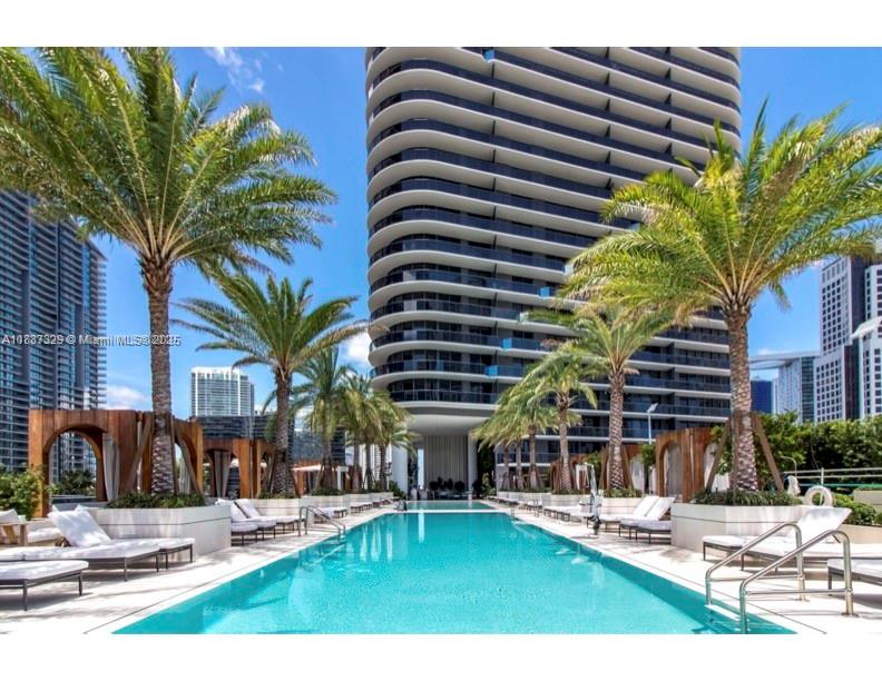 Condo for Rent in Miami, FL