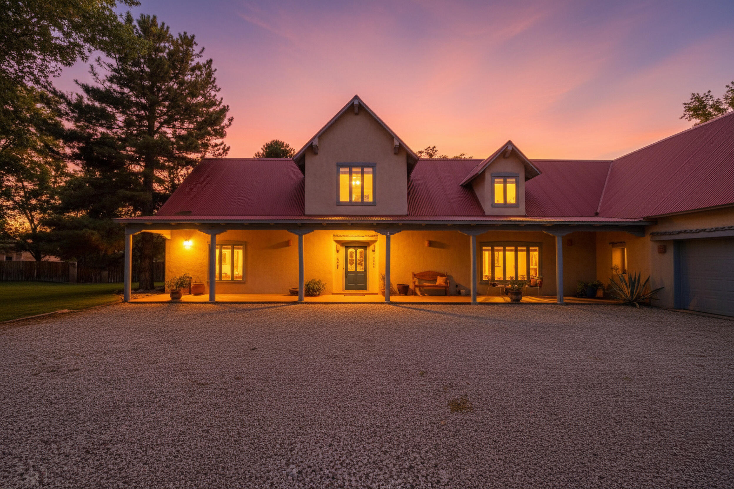 Homes for sale in Los Ranchos, NM | 1604 Narcisa Ct Nw, Los Ranchos, NM 87107 | MLS# 1092387