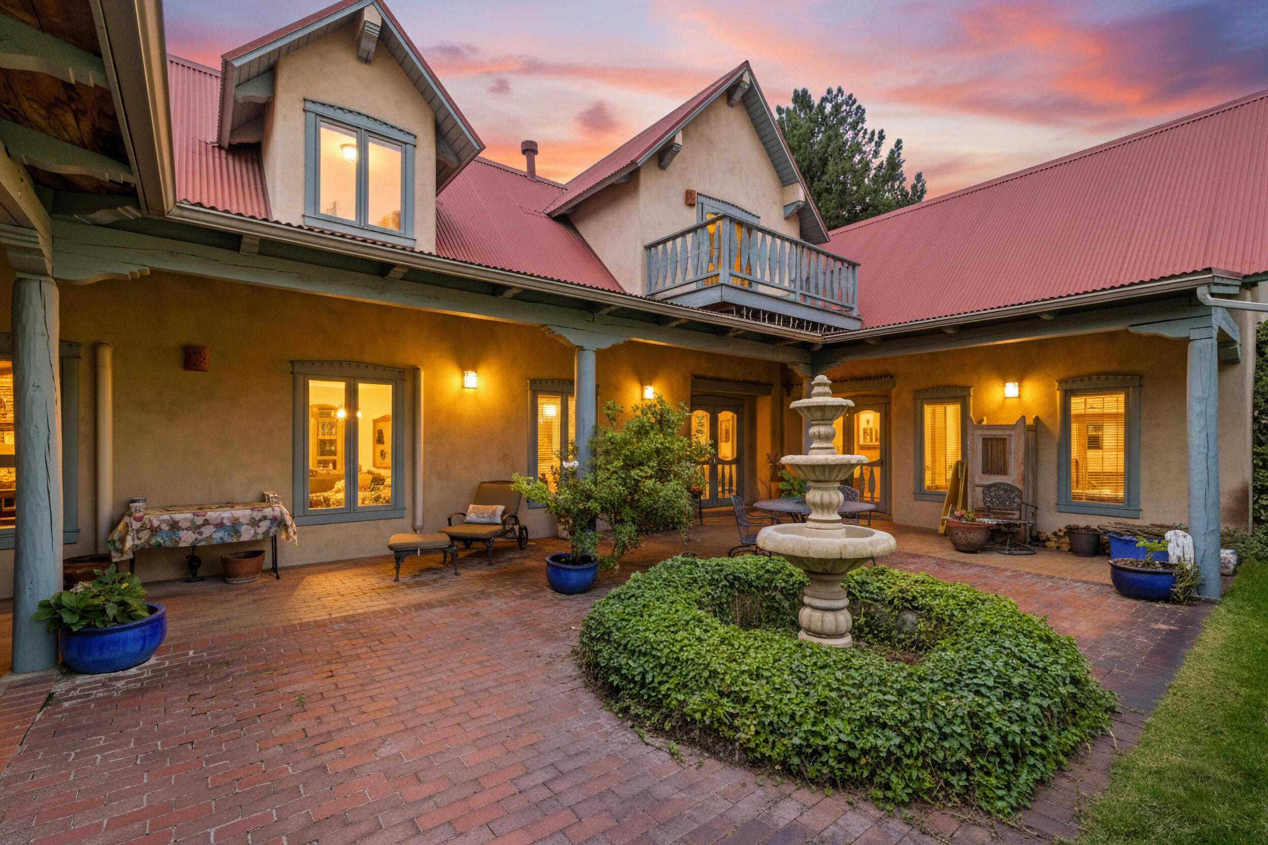 Homes for sale in Los Ranchos, NM | 1604 Narcisa Ct Nw, Los Ranchos, NM 87107 | MLS# 1092387