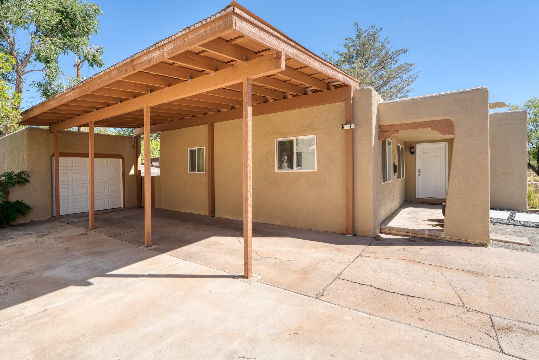 Homes for sale in Albuquerque, NM | 3909 Simms Ave Se, Albuquerque, NM 87108 | MLS# 1092404