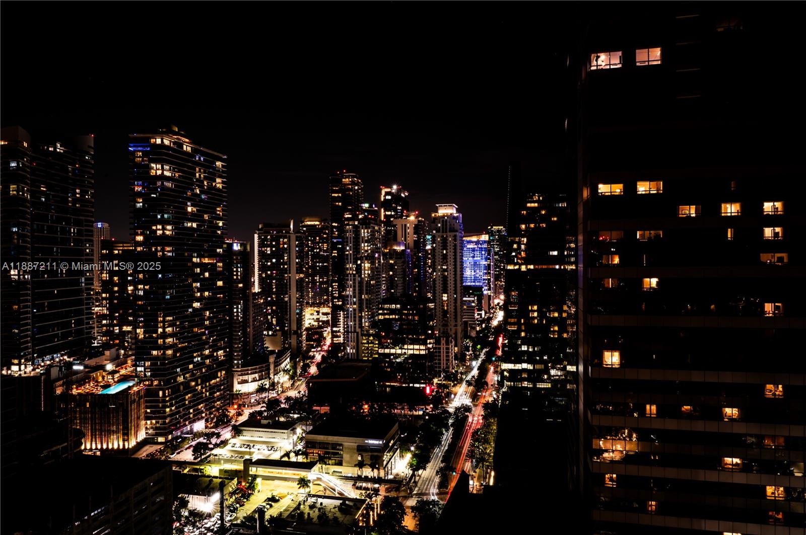 1451 Brickell Ave 3903