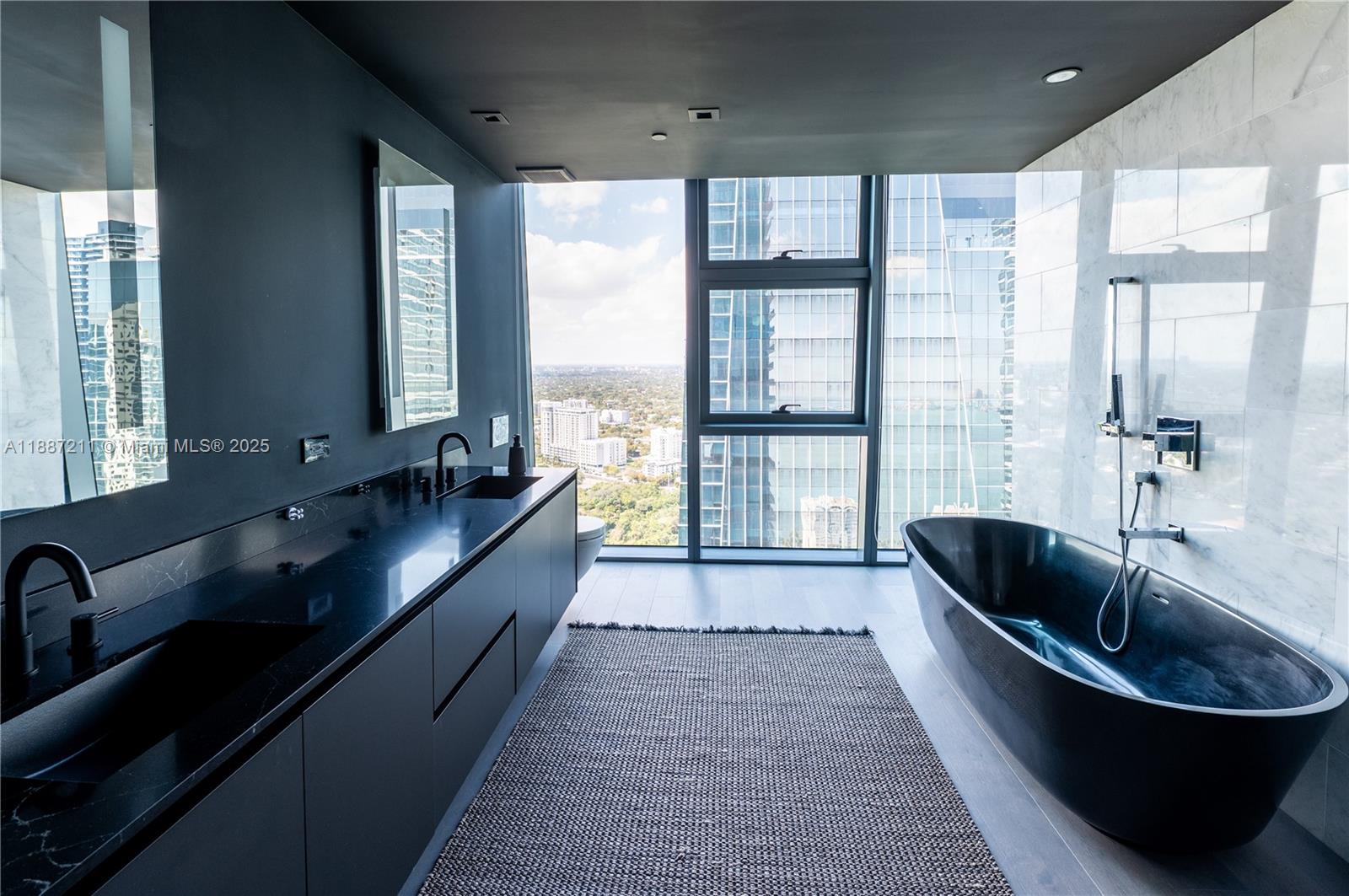 1451 Brickell Ave 3903