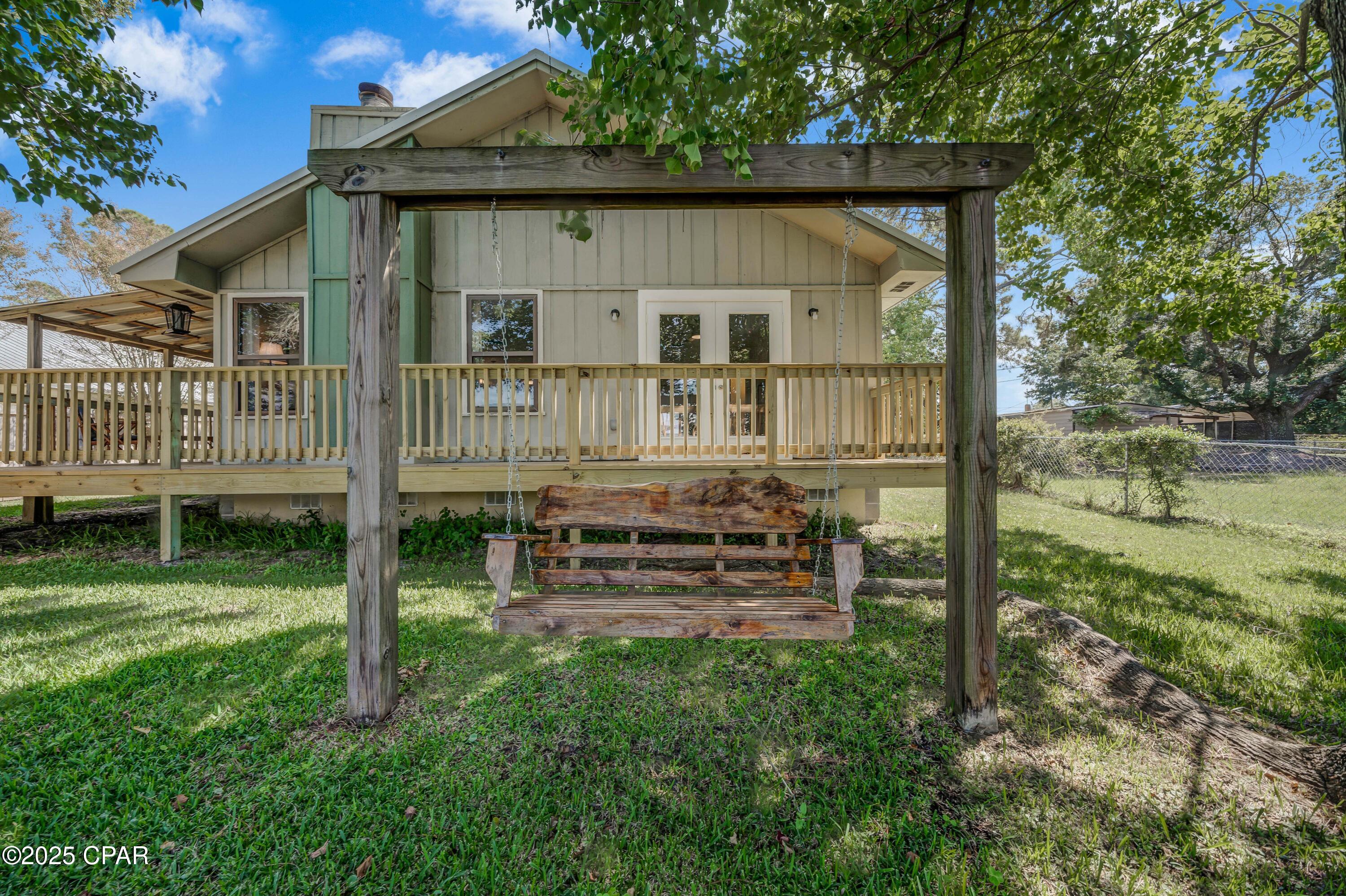 Image 7 For 2115 High Avenue