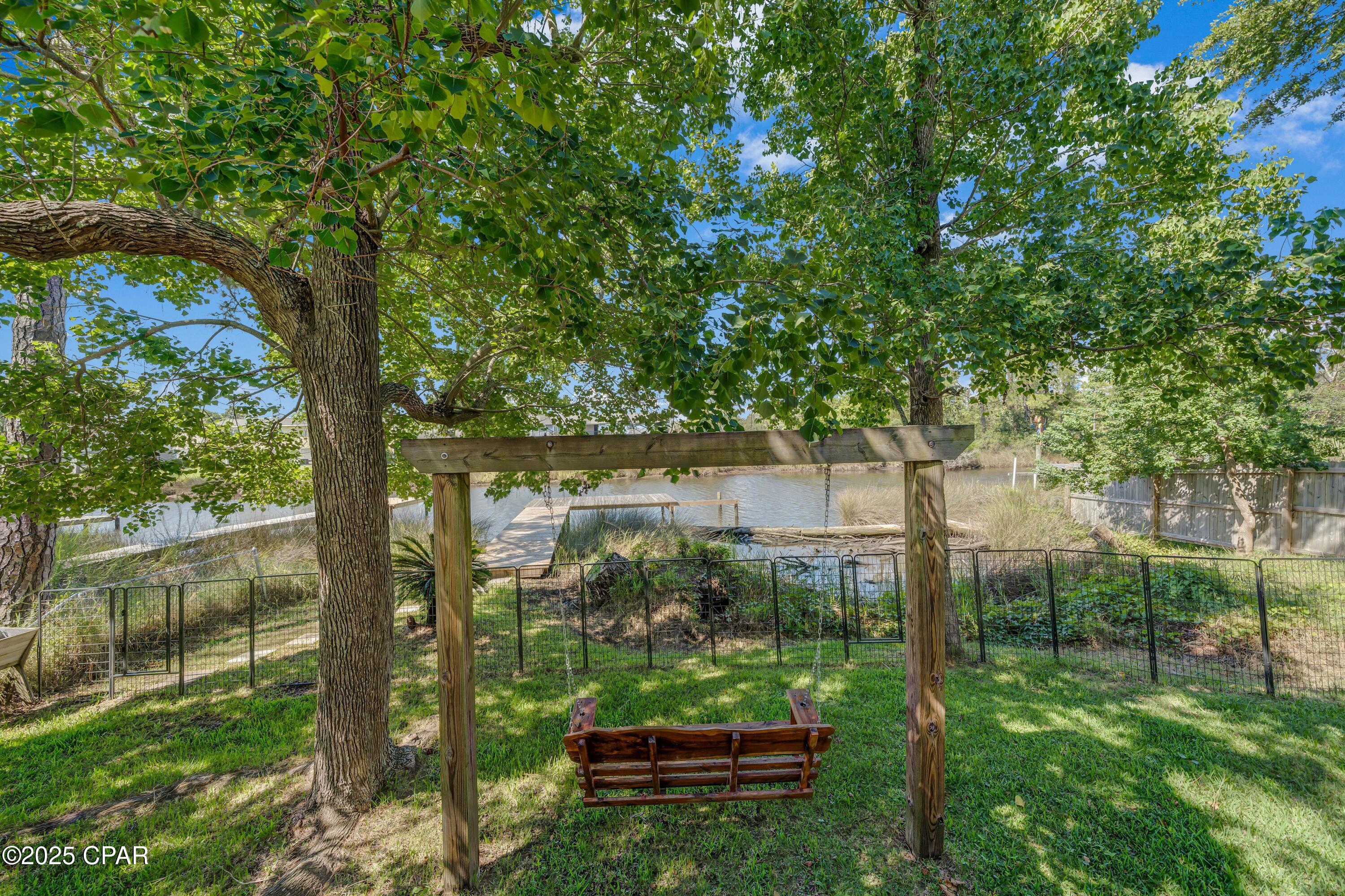 Image 9 For 2115 High Avenue