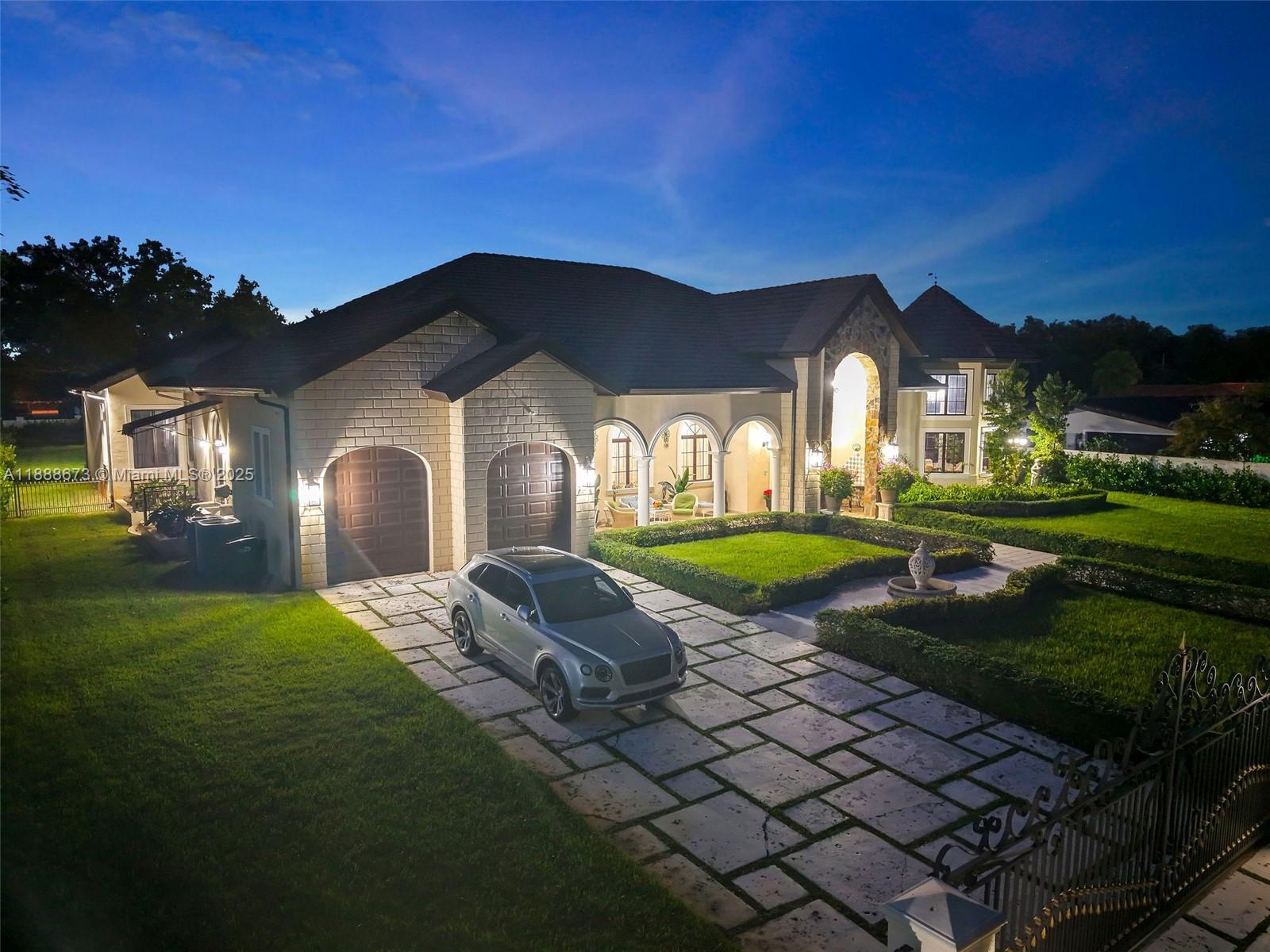 Homes for sale in Miami, FL | 9815 Sw 114Th St, Miami, FL 33176 | MLS# A11888673