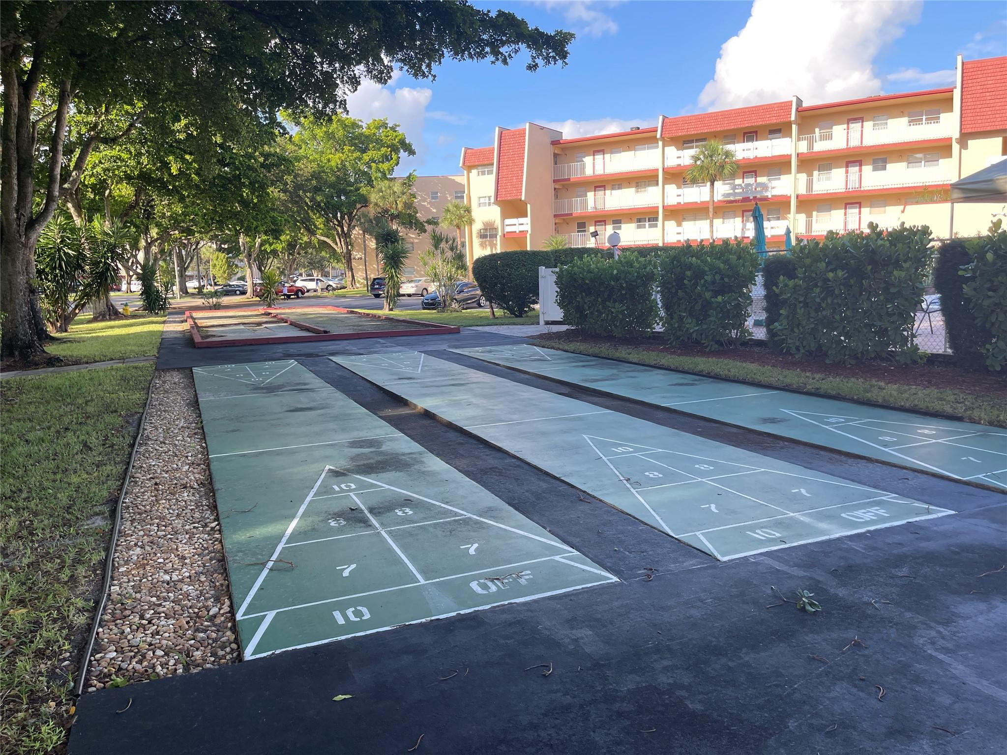 Homes for sale in Margate, FL | 1005 Country Club Dr #205, Margate, FL 33063 | MLS# F10529291