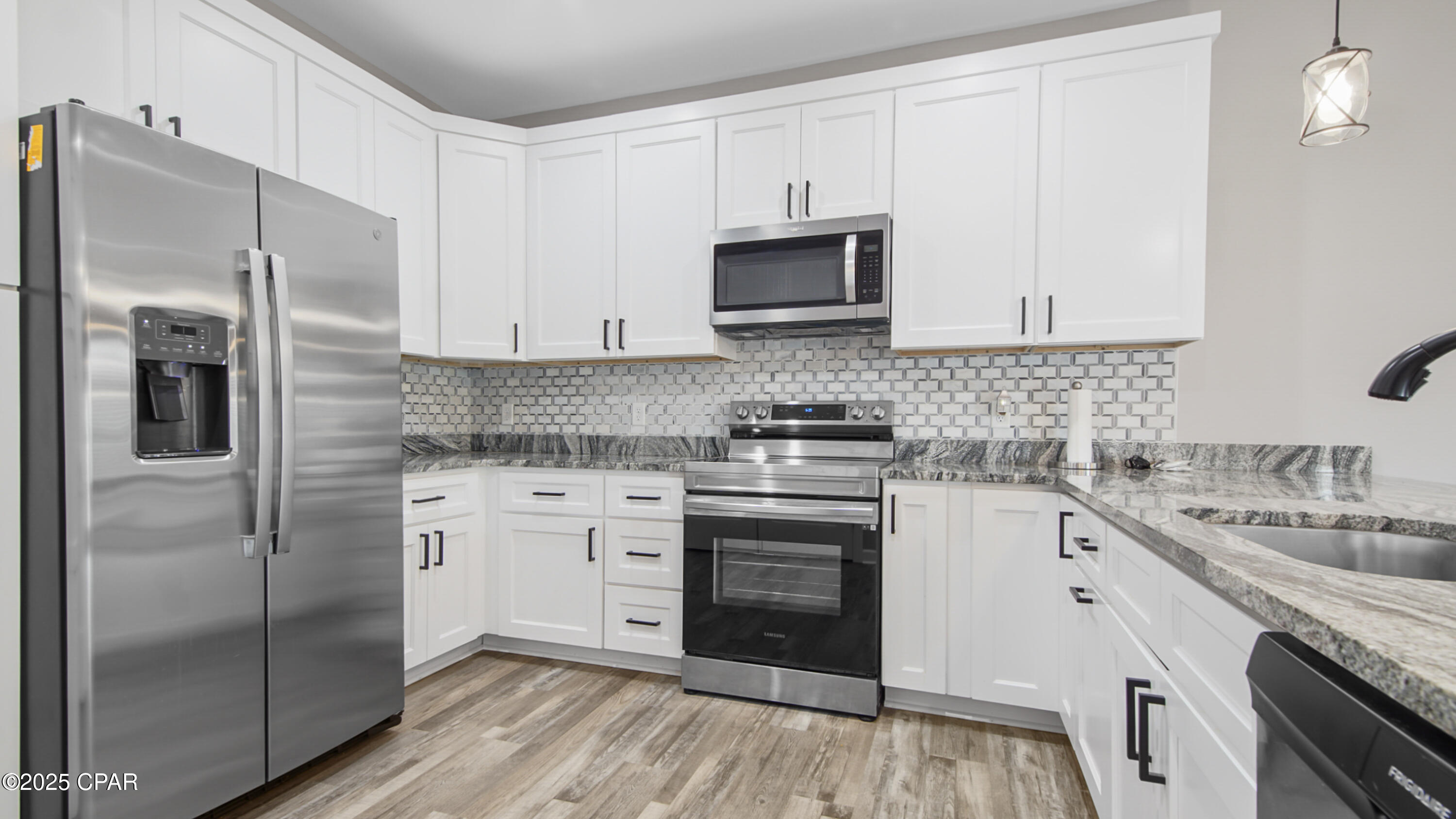 Image 14 For 1303 8th Street