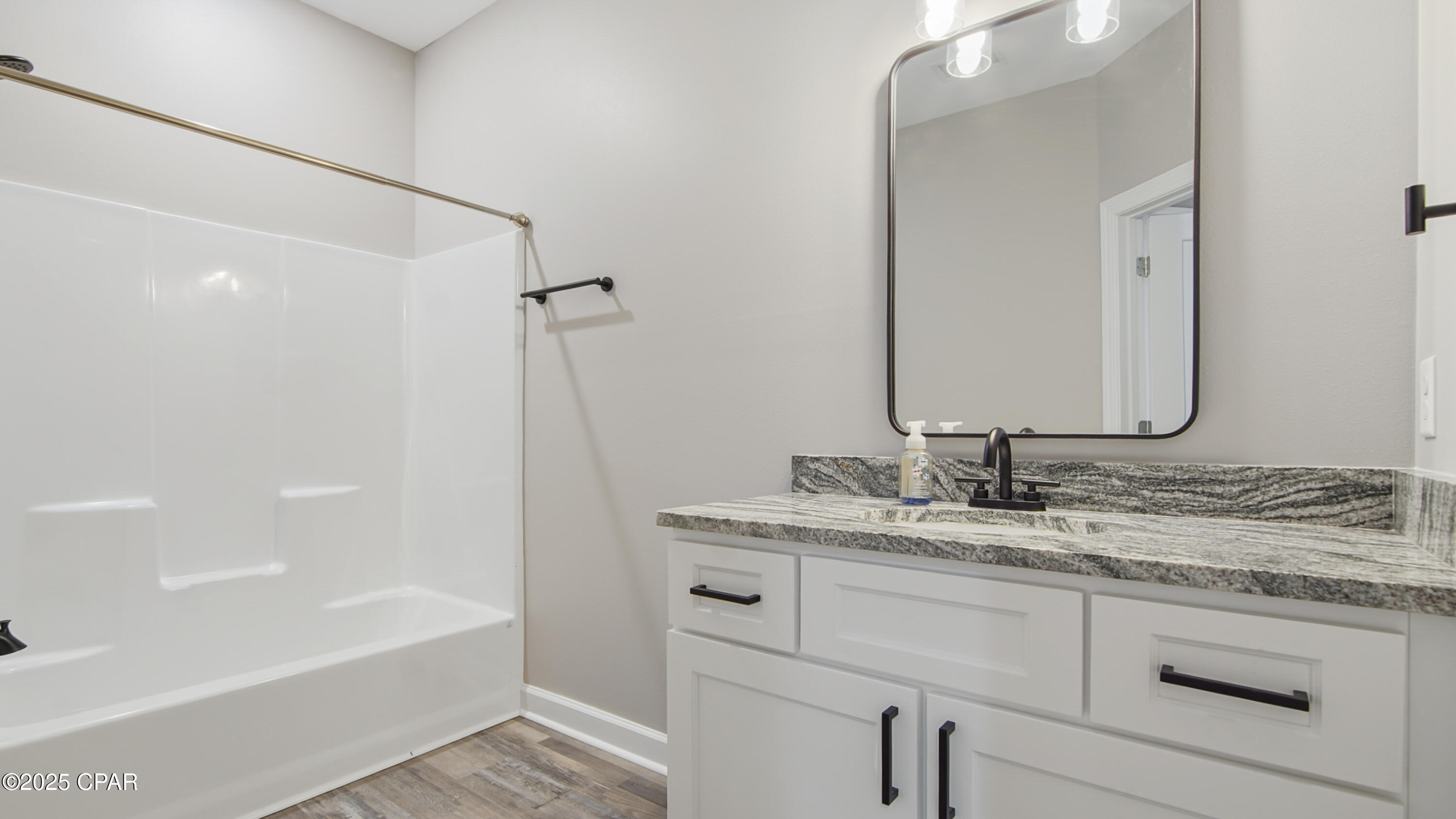 Image 27 For 1303 8th Street