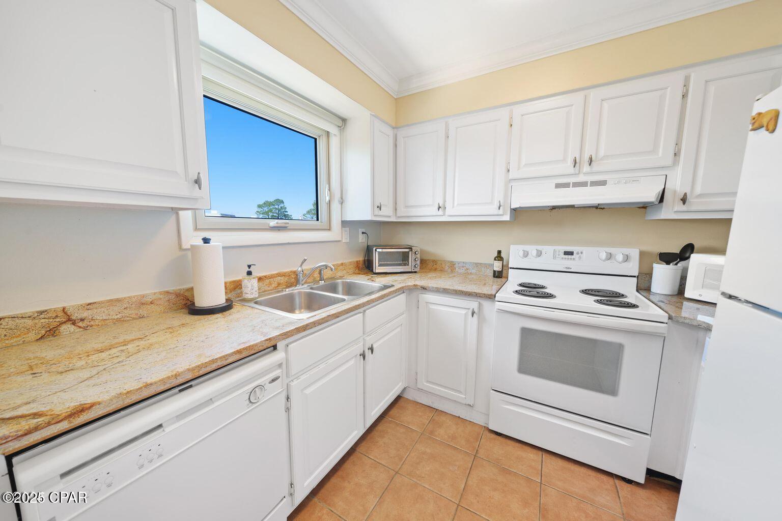 Image 2 For 4301 Bay Point Road 470