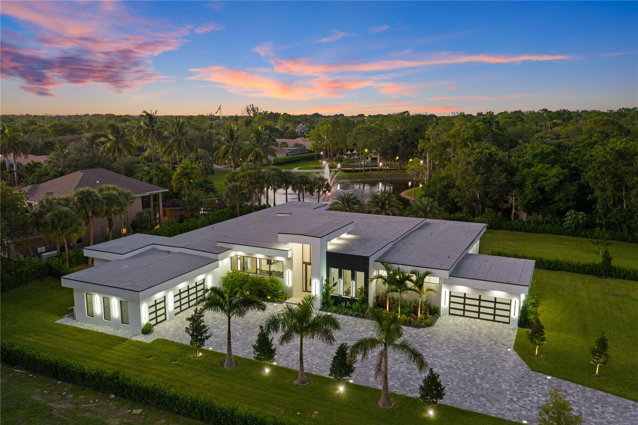 Homes for sale in Parkland, FL | 8795 Valencia Ct, Parkland, FL 33067 | MLS# F10530057