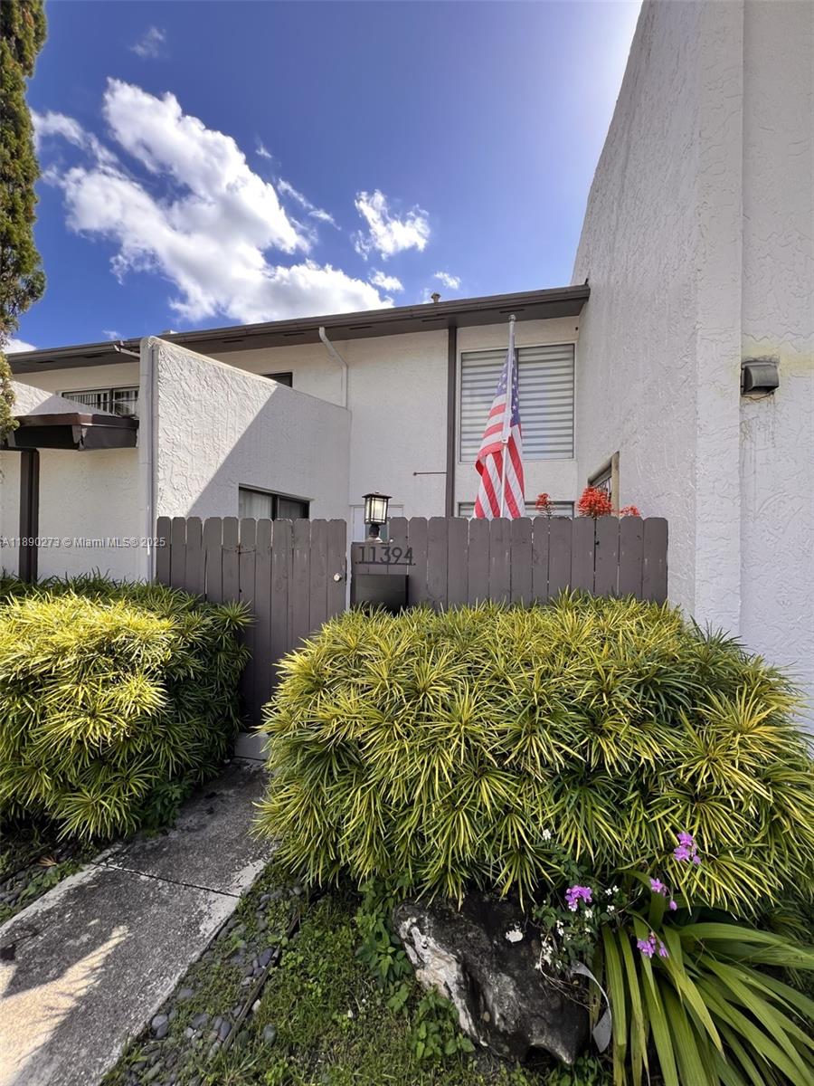 Snapper Creek Townhouses
