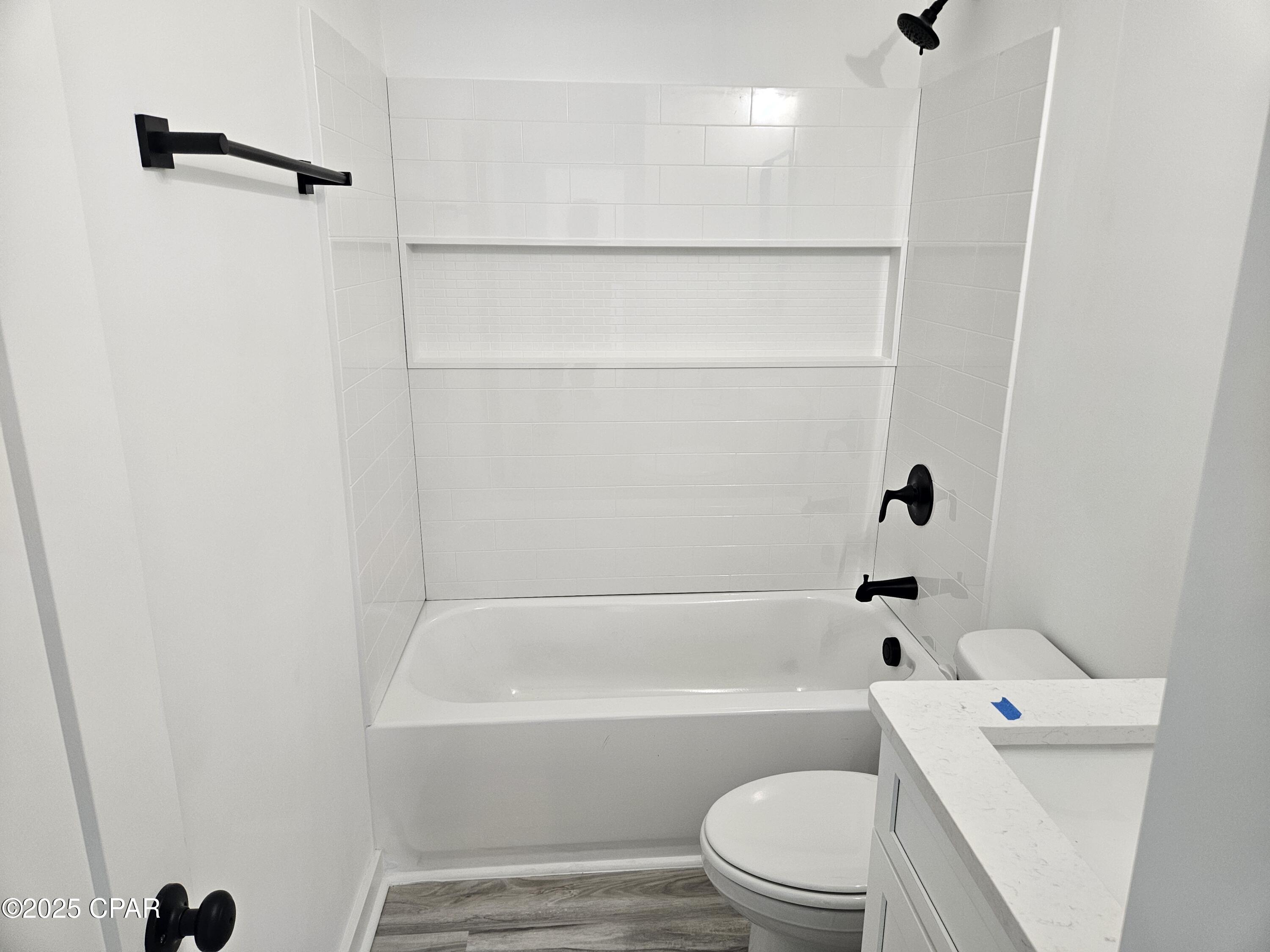 Image 18 For 910 9th Court