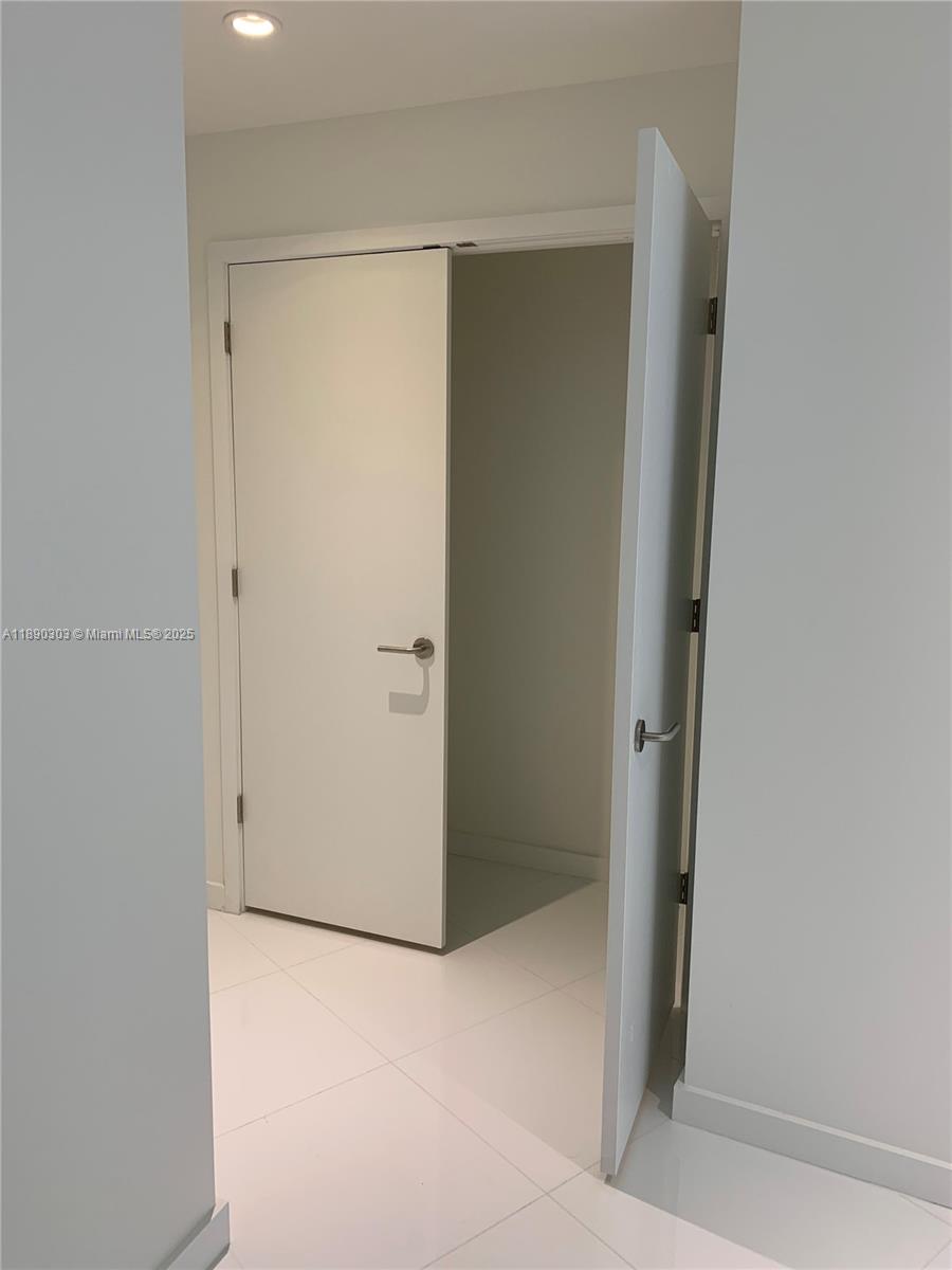 851 NE 1st Ave #2702, Miami FL 33132