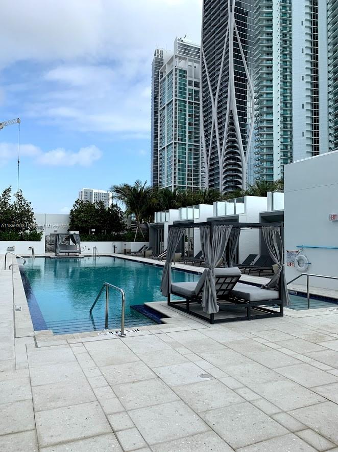 851 NE 1st Ave #2702, Miami FL 33132