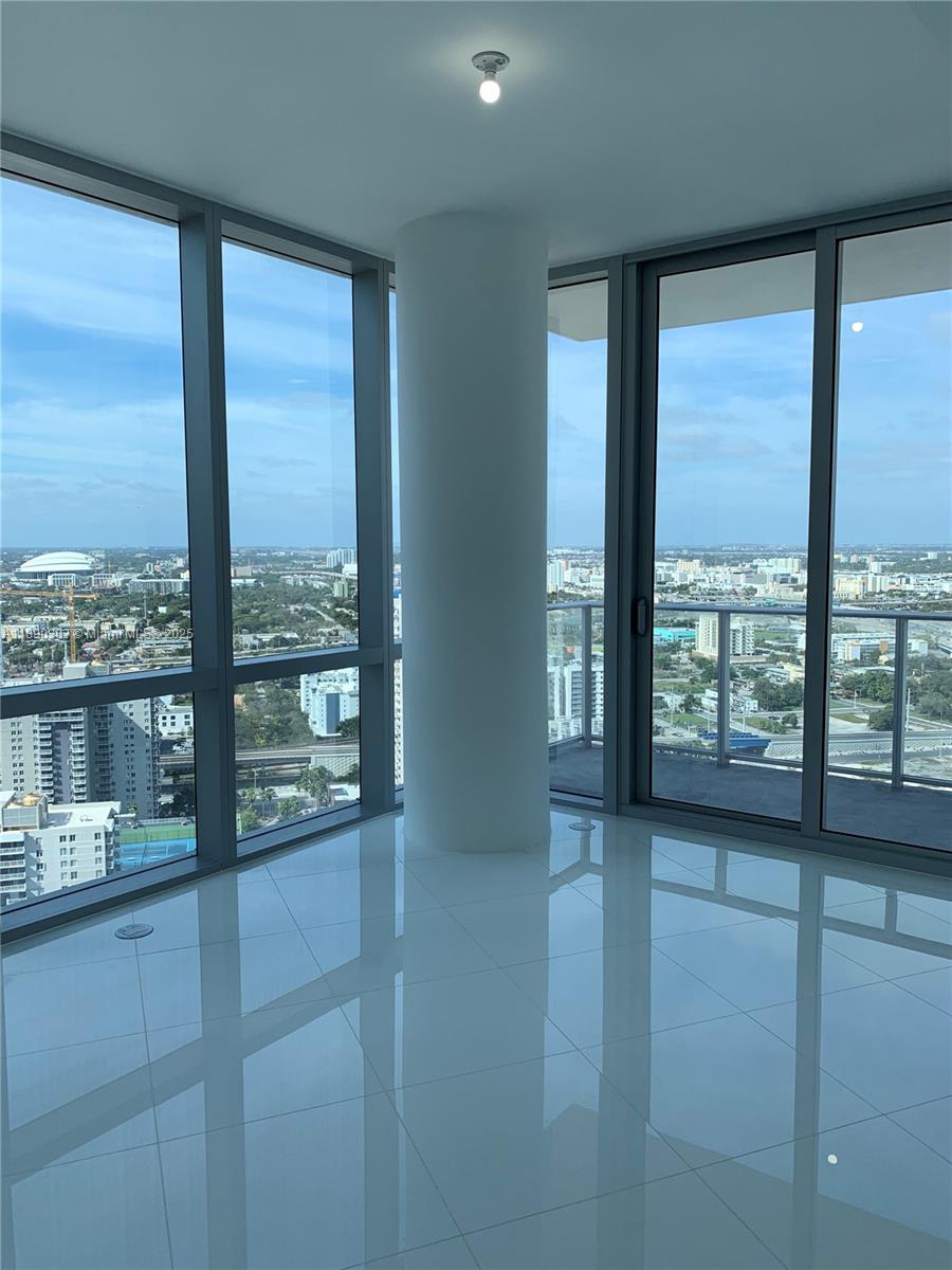 851 NE 1st Ave #2702, Miami FL 33132