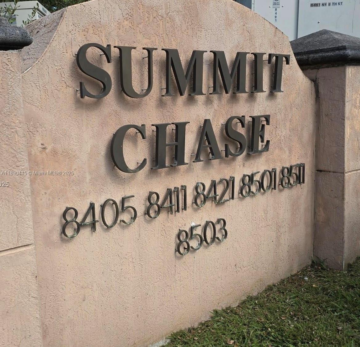 Summit Chase Condo
