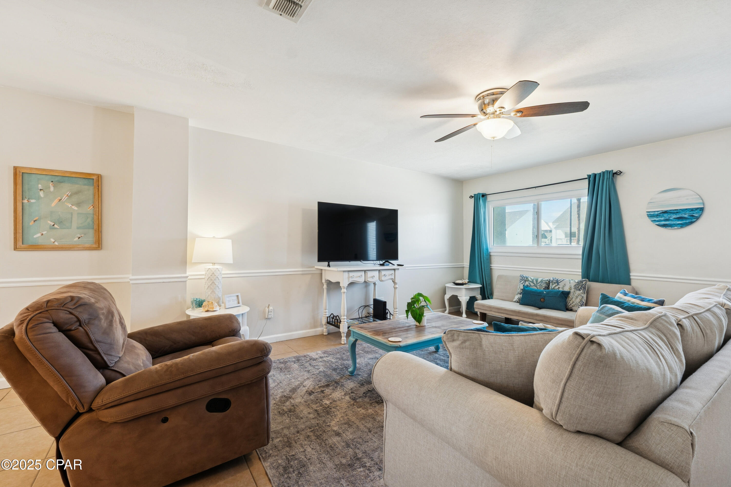 Image 17 For 17642 Front Beach  C1