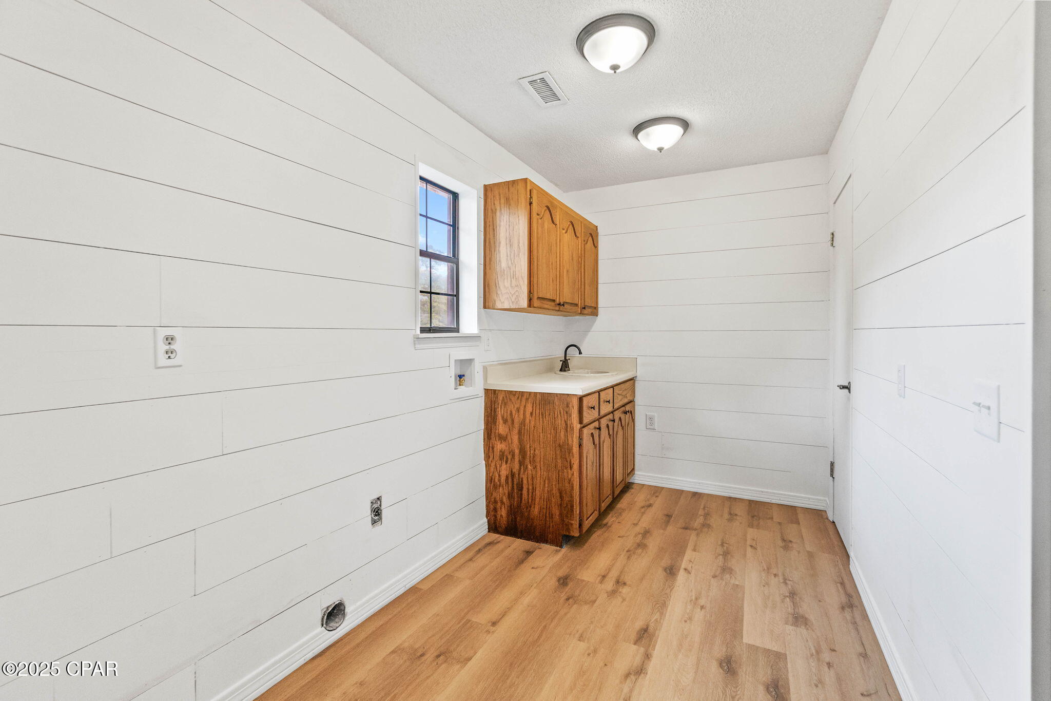 Image 10 For 1105 Timberlane Road