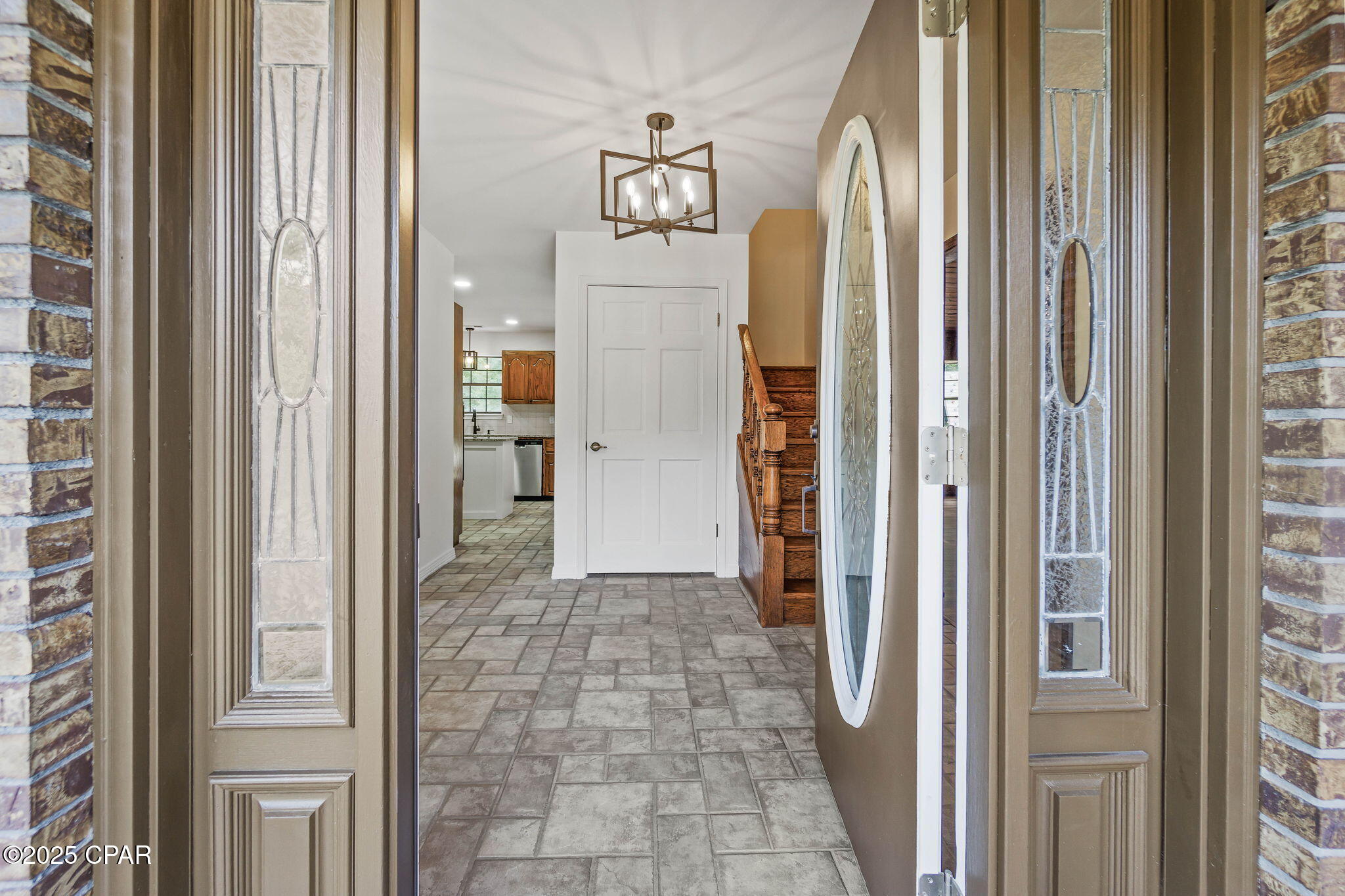 Image 3 For 1105 Timberlane Road