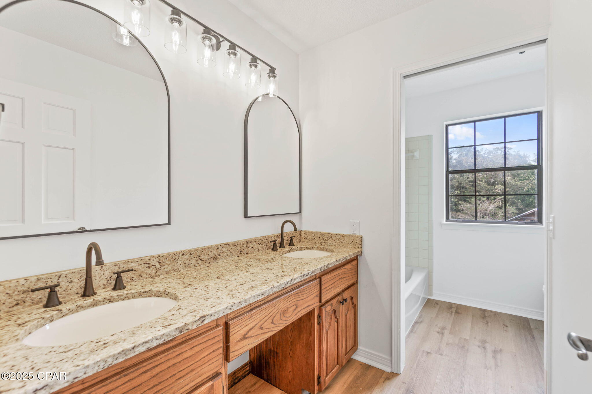 Image 30 For 1105 Timberlane Road