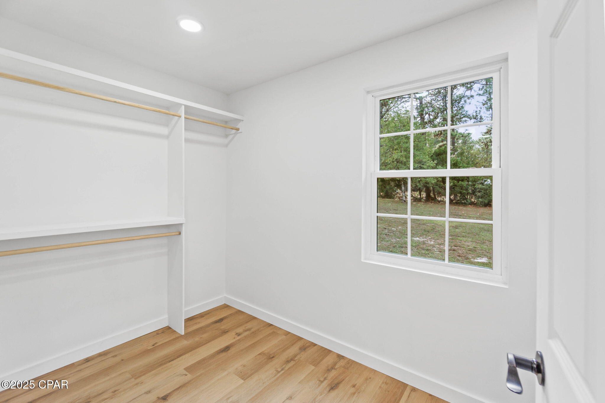 Image 9 For 1105 Timberlane Road