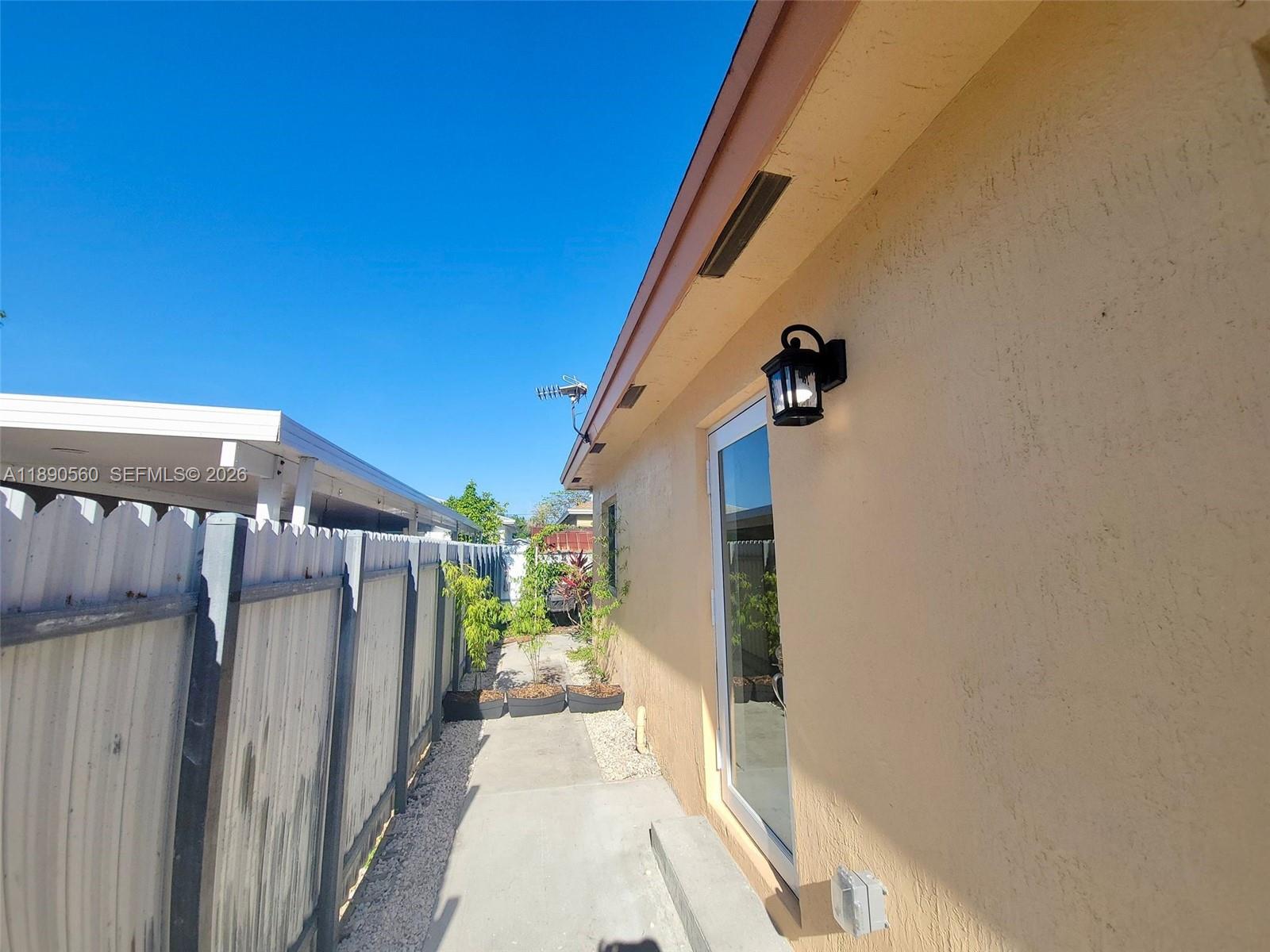 Everglades Ave Heights