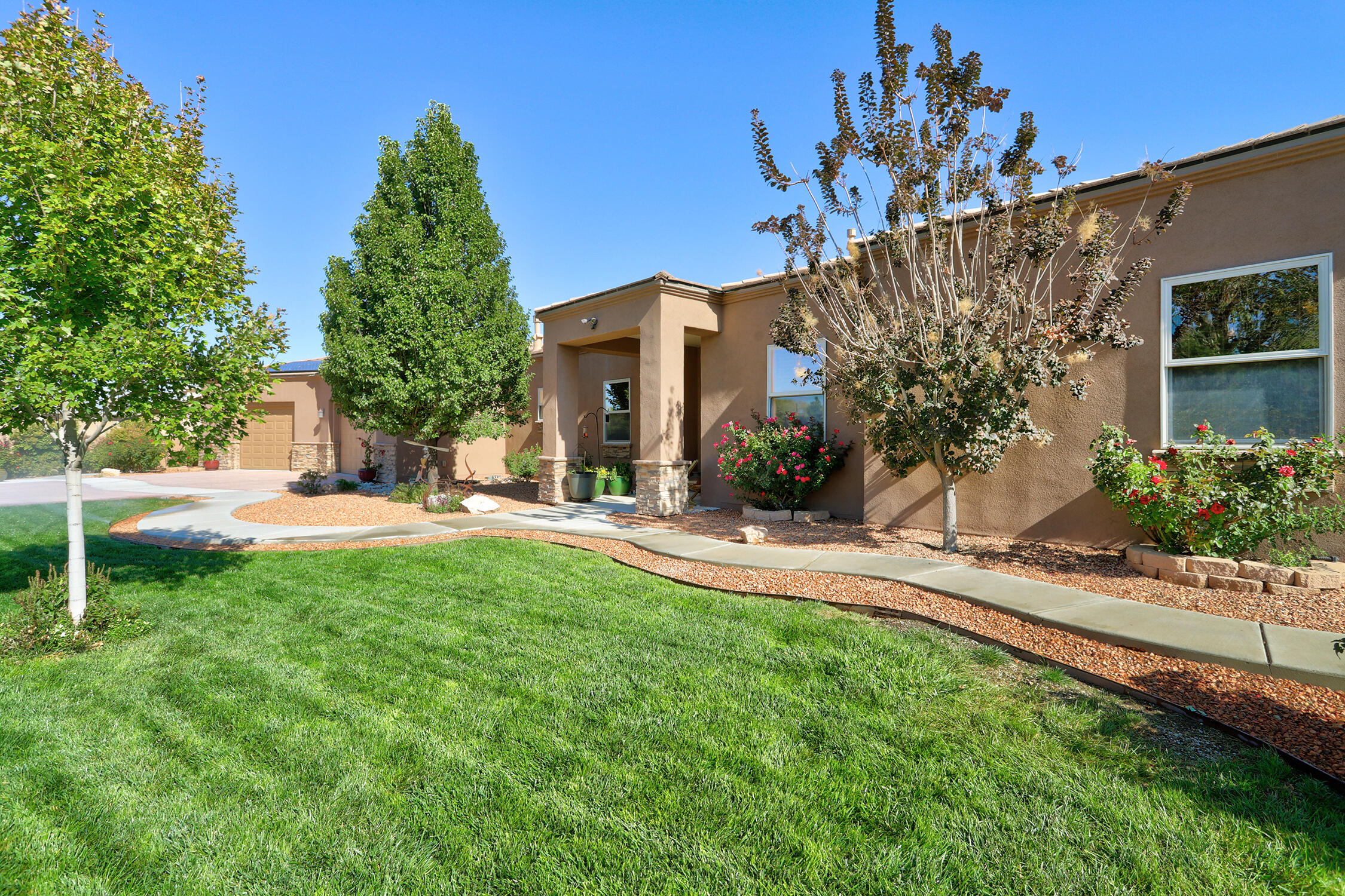 Homes for sale in Albuquerque, NM | 509 Rohan Rd Nw, Albuquerque, NM 87114 | MLS# 1092465