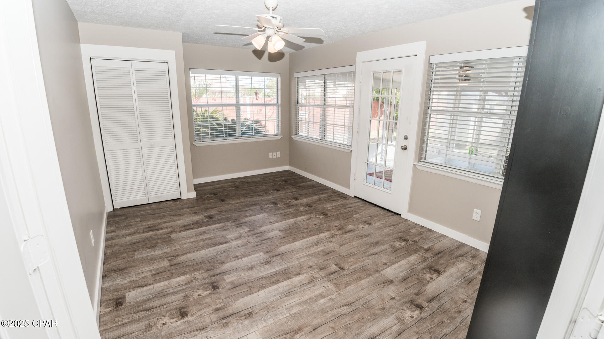 Image 26 For 3912 Long John Drive