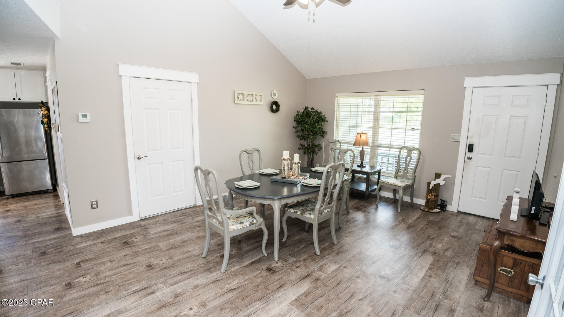 Image 7 For 3912 Long John Drive