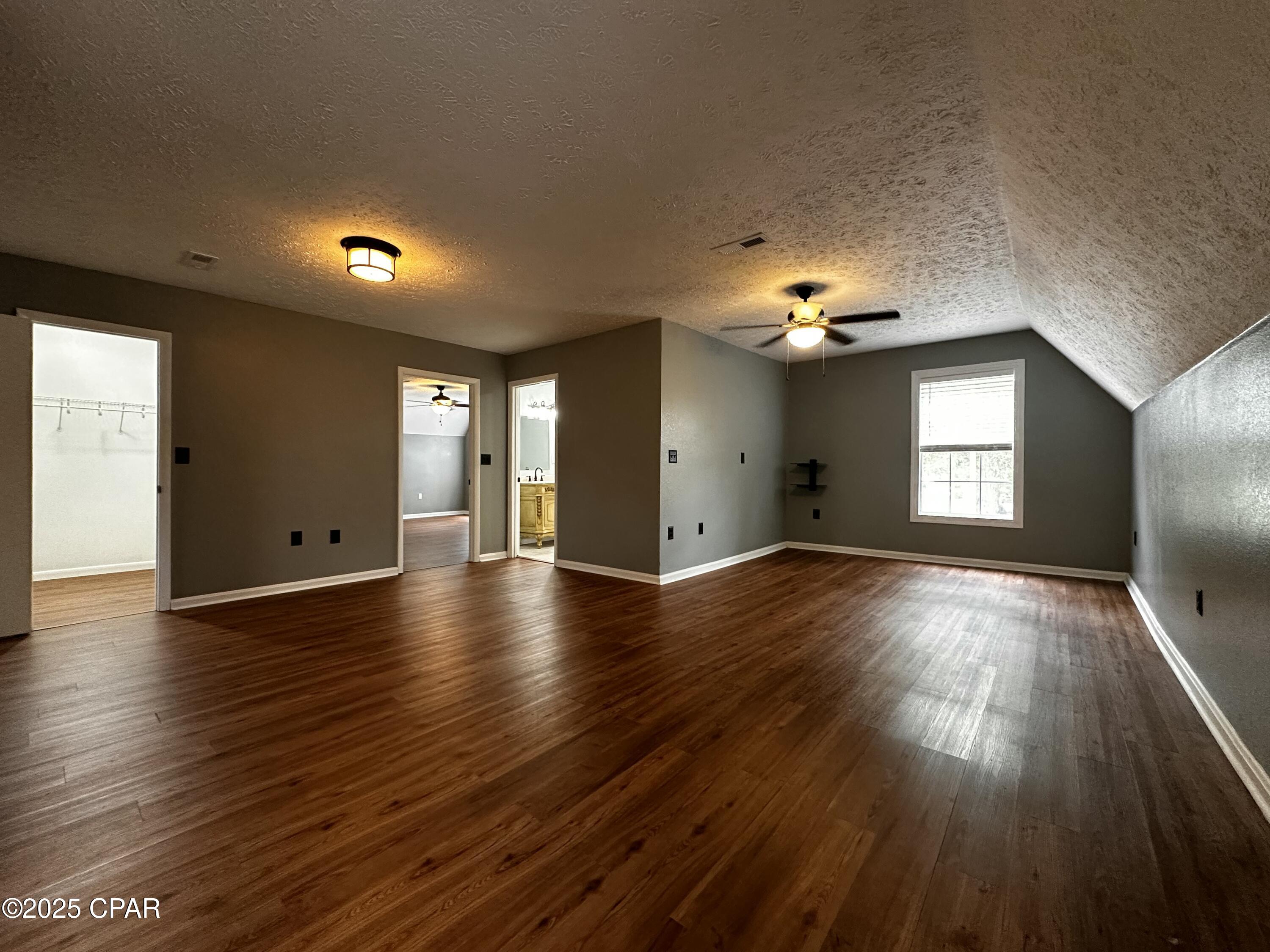 Image 40 For 2986 Daniels Street