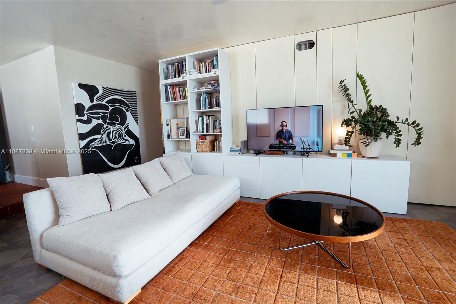 North Bay Villas Condo