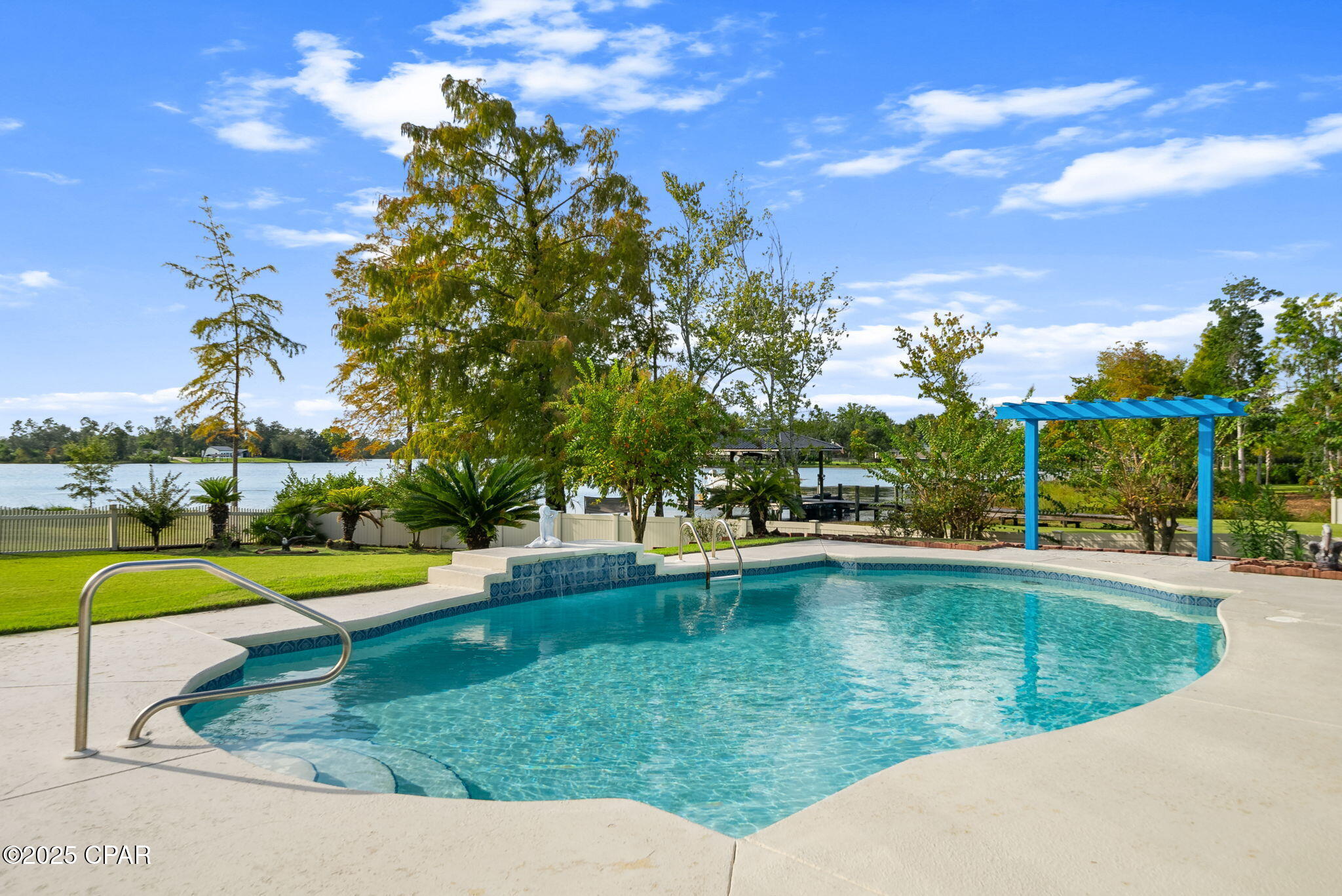 Image 29 For 6201 Highway 2311