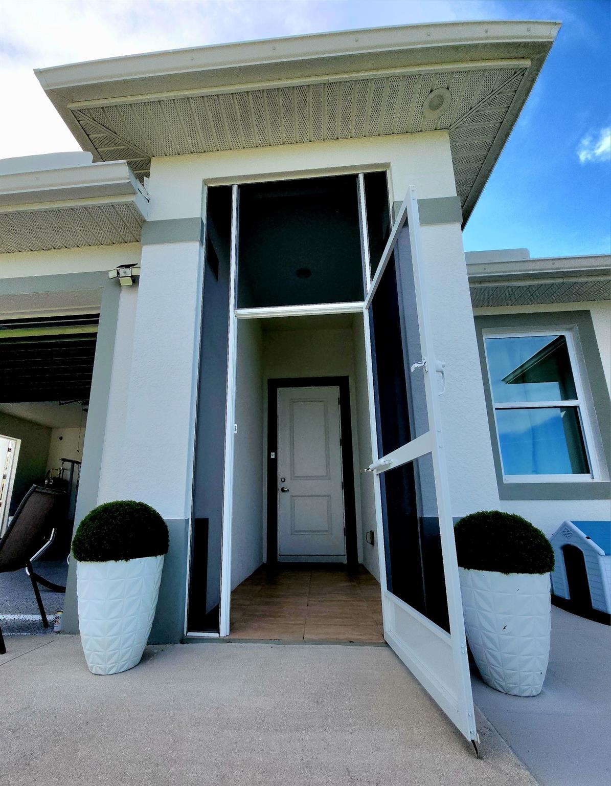 Homes for sale in Labelle, FL | 1045 N Naples St, Labelle, FL 33935 | MLS# F10530251