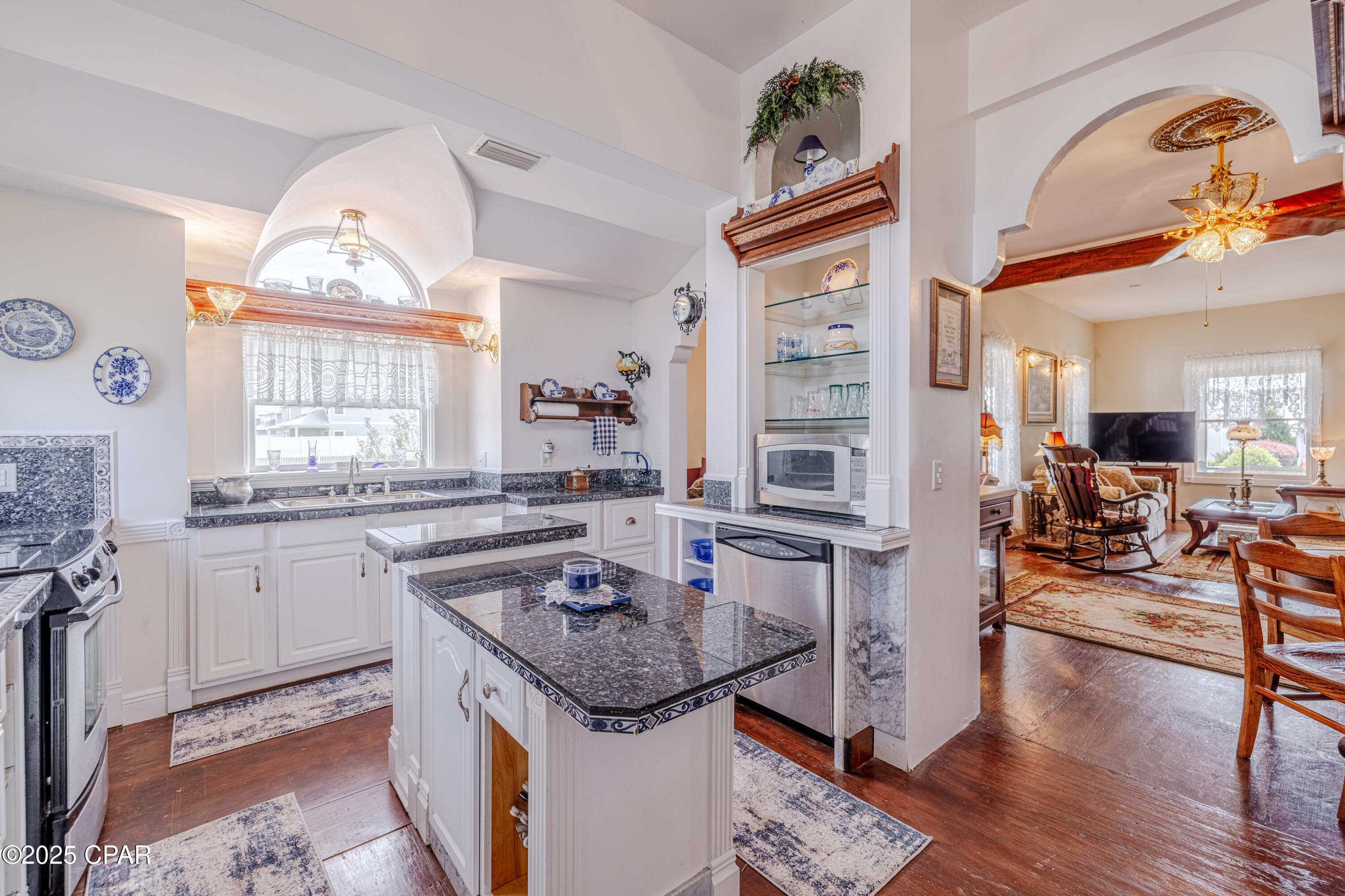 Image 14 For 21902 Sunnyside Lane