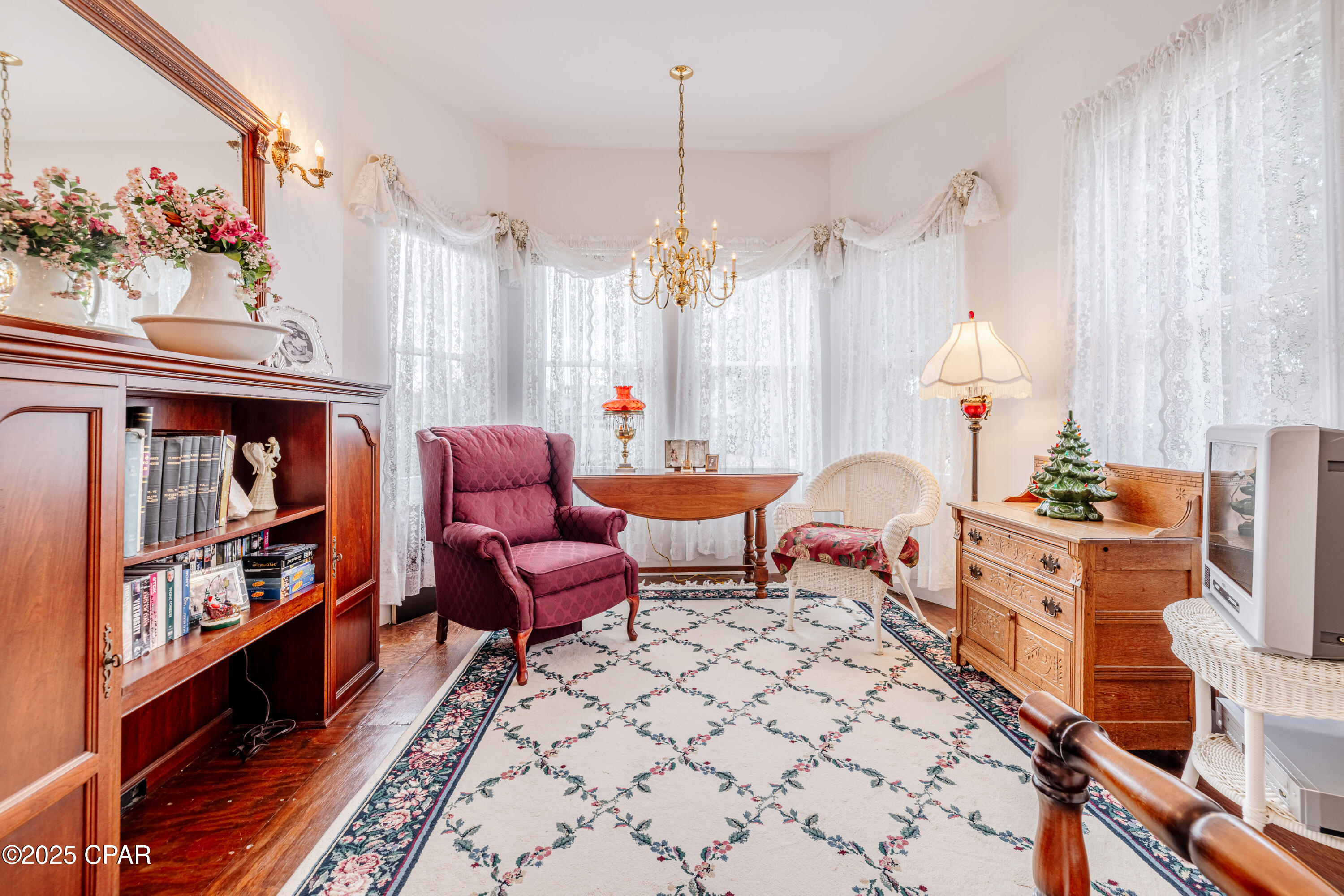 Image 18 For 21902 Sunnyside Lane