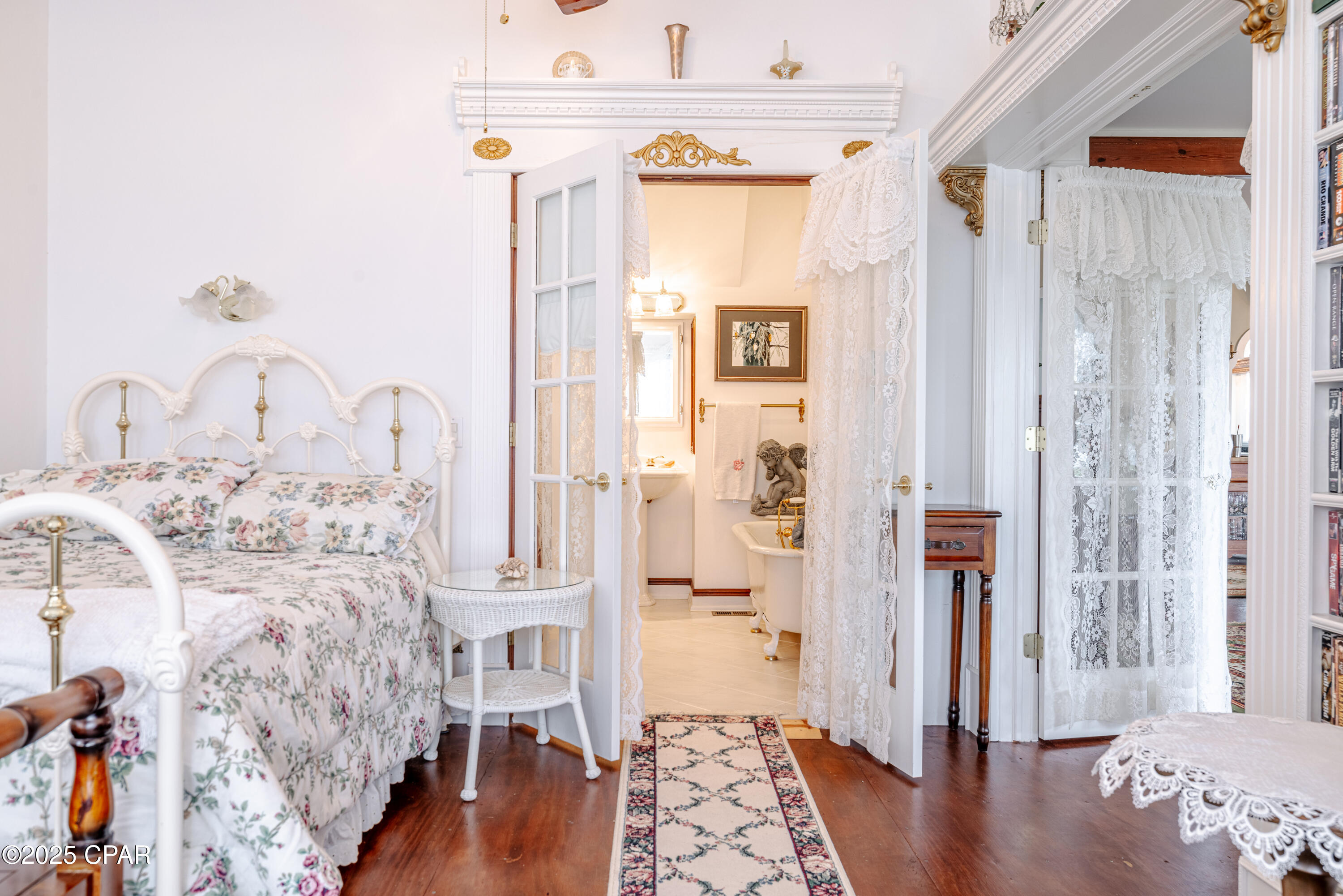 Image 20 For 21902 Sunnyside Lane