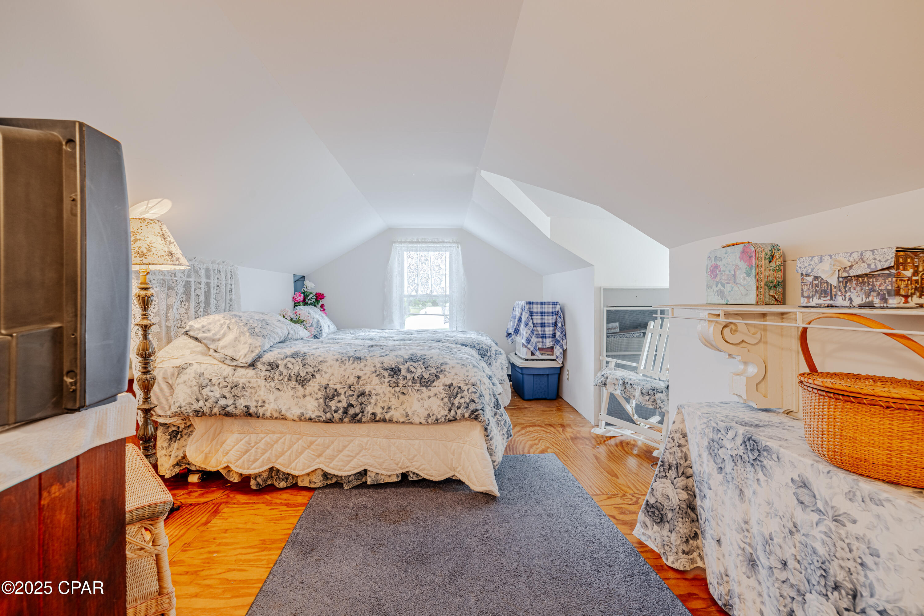 Image 27 For 21902 Sunnyside Lane